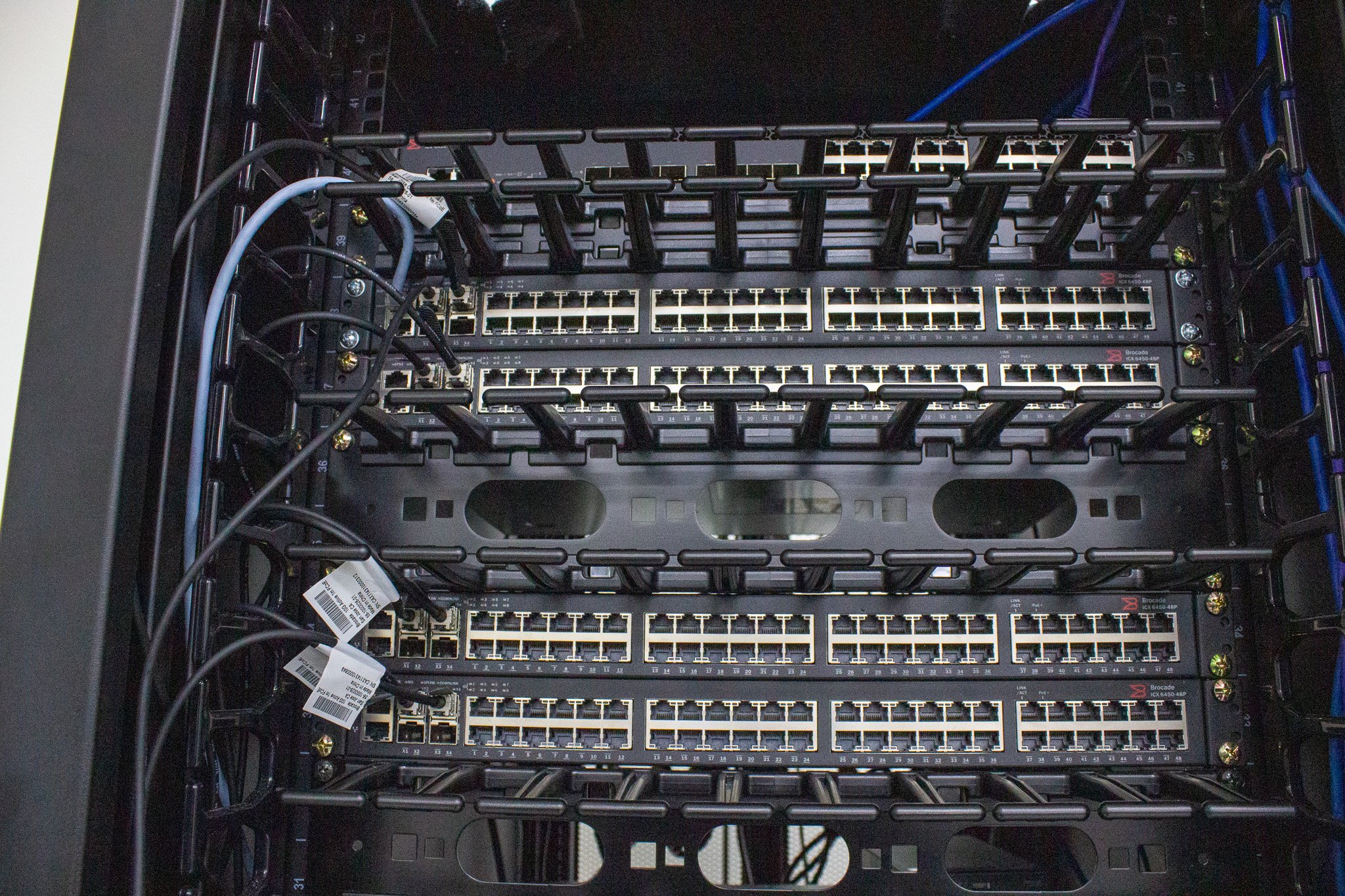 Chatsworth CP3183722 Network Cabinet w/Switches, Routers, Firewalls, 2500lb Load