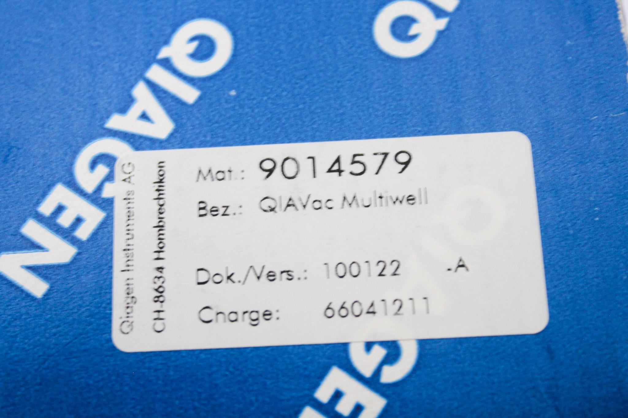 Qiagen QIAVac Multiwell Vacuum Manifold DNA Purification E (Excellent)