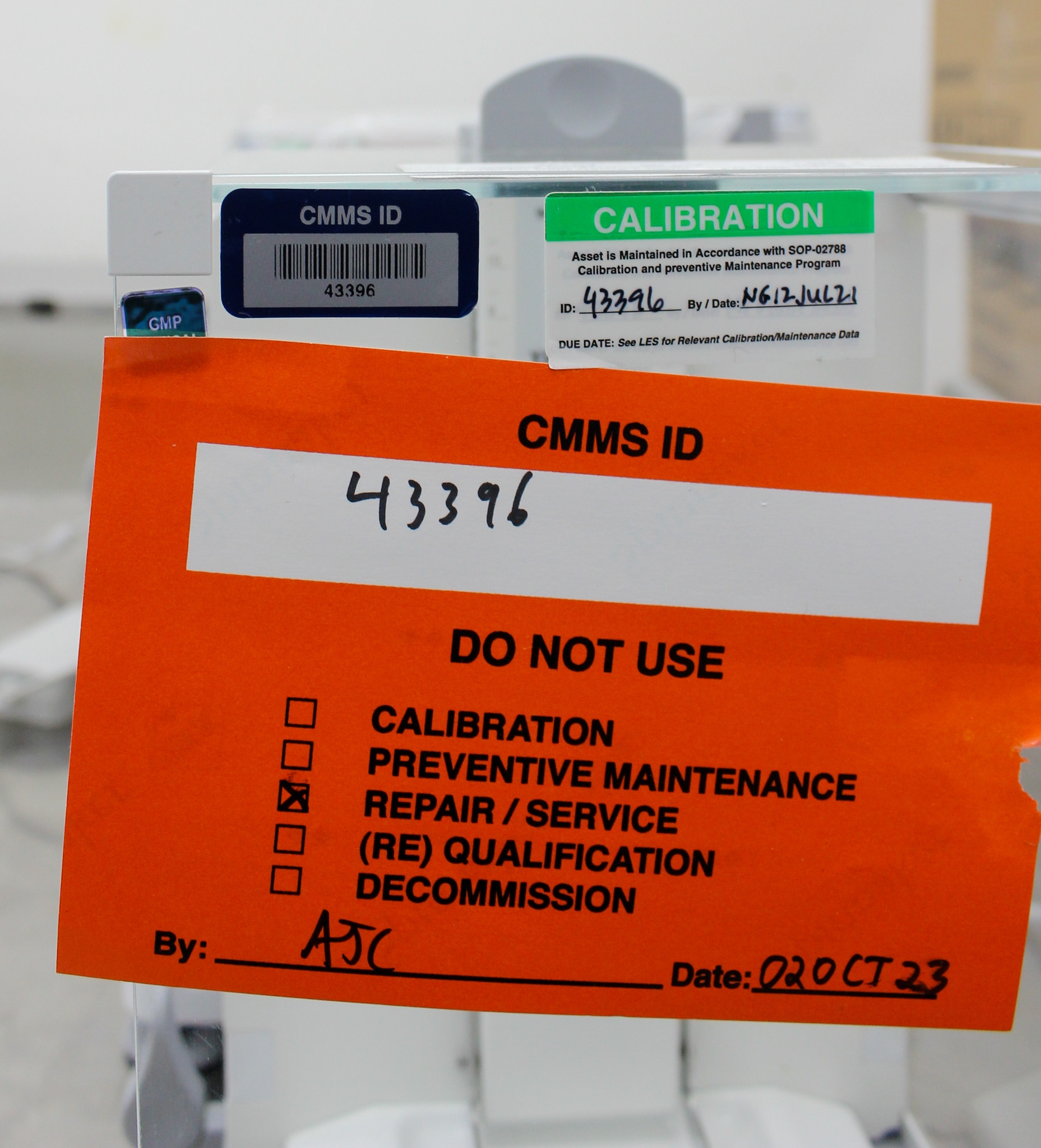 Mettler XP205 Analytical Balance Scale Bluetooth Touchscreen 220g Capacity