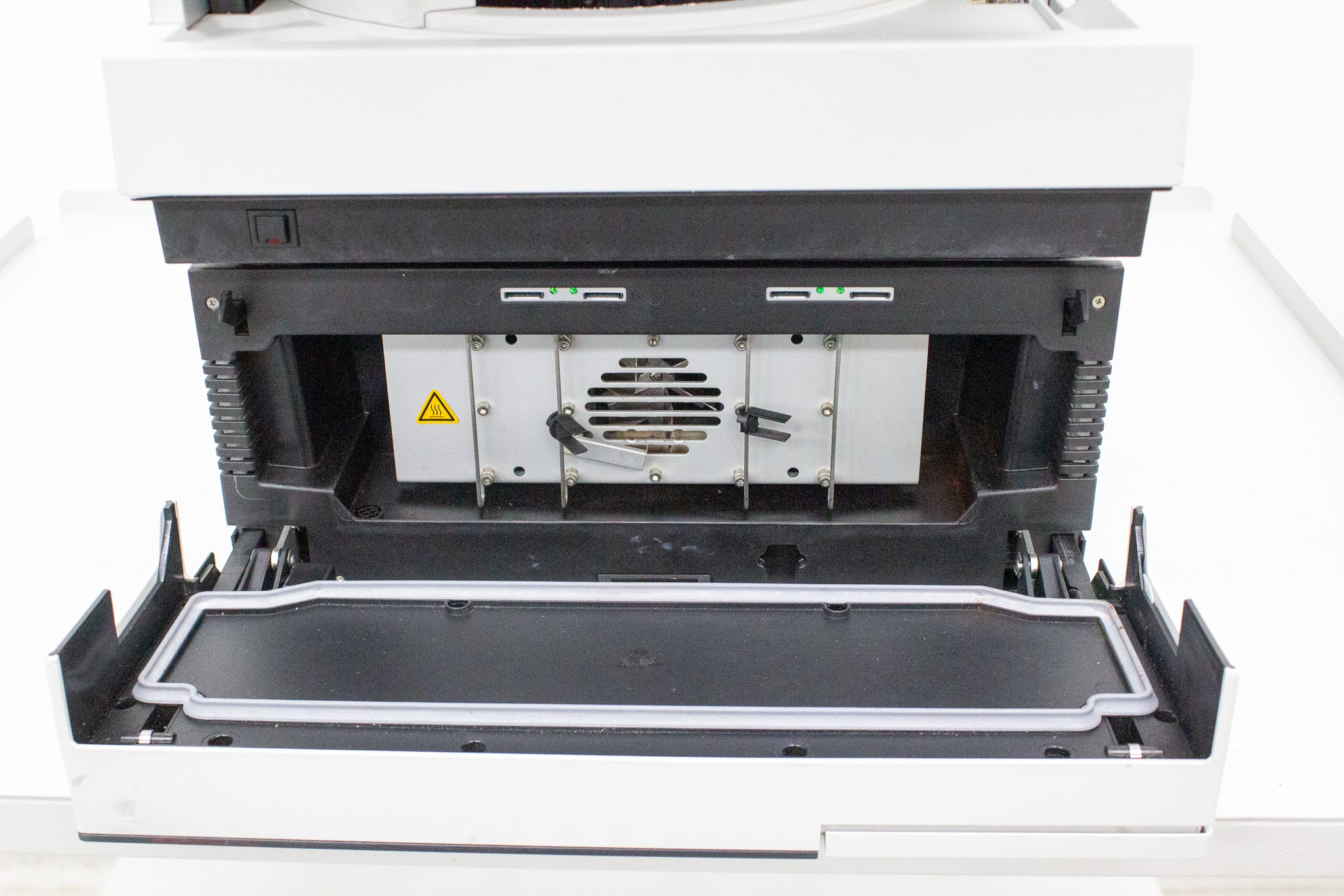 Thermo Dionex UltiMate 3000 HPLC System Rapid Autosampler High Throughput