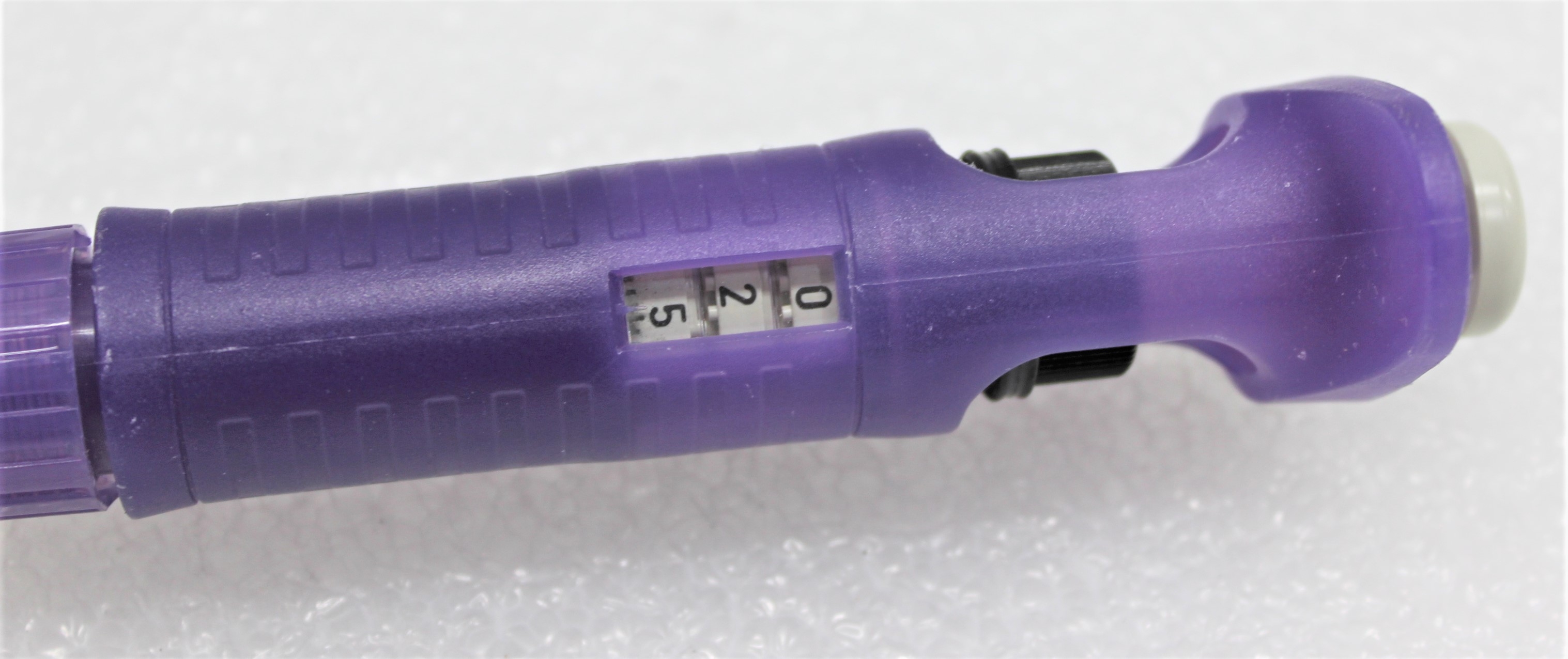 GeneMate Single-Channel 20/200uL Pipettor VG Condition Fully Autoclavable