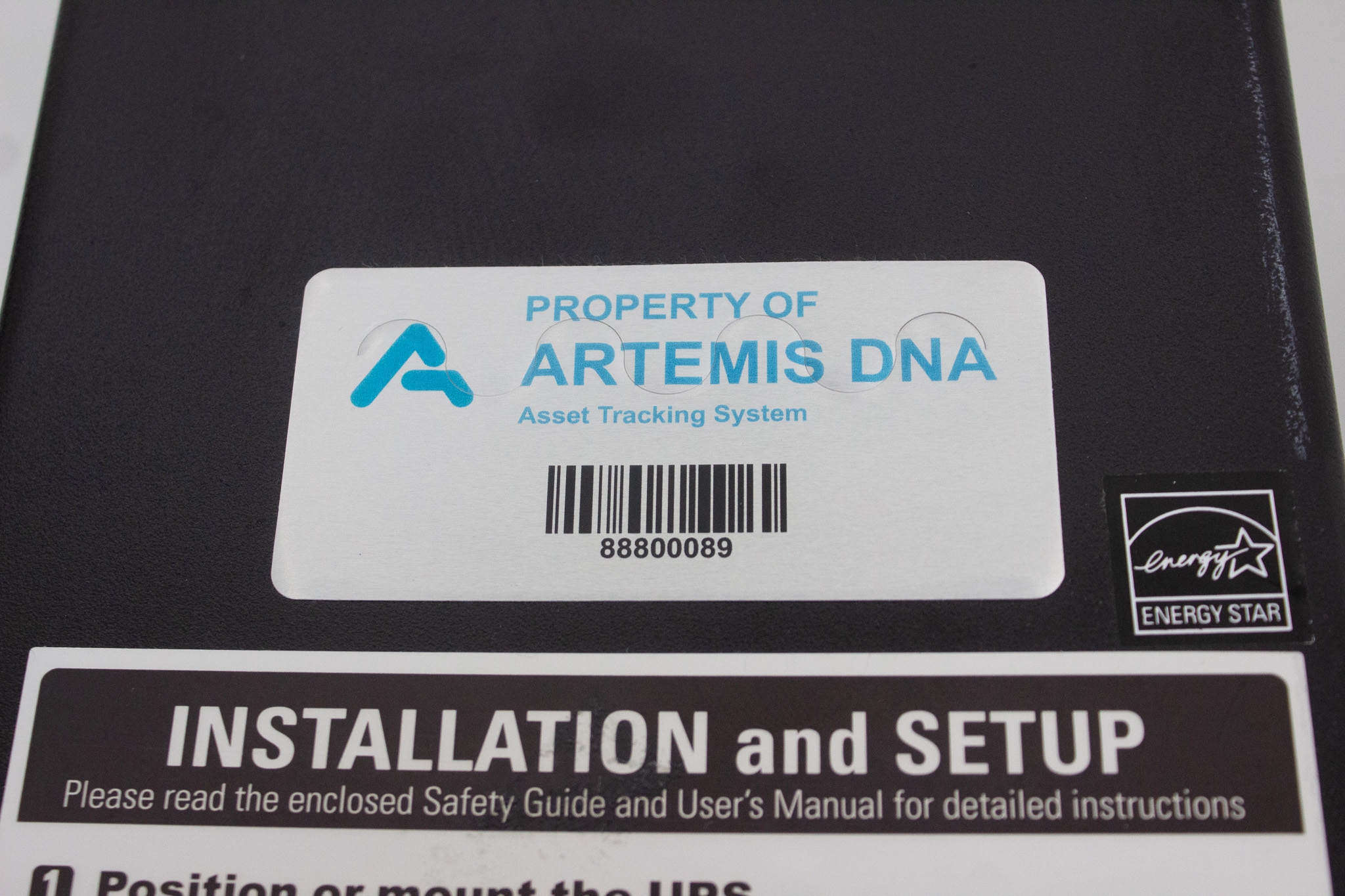 APC Smart-UPS 750VA Tower 120V Line Interactive Sine Wave 6 Outlets