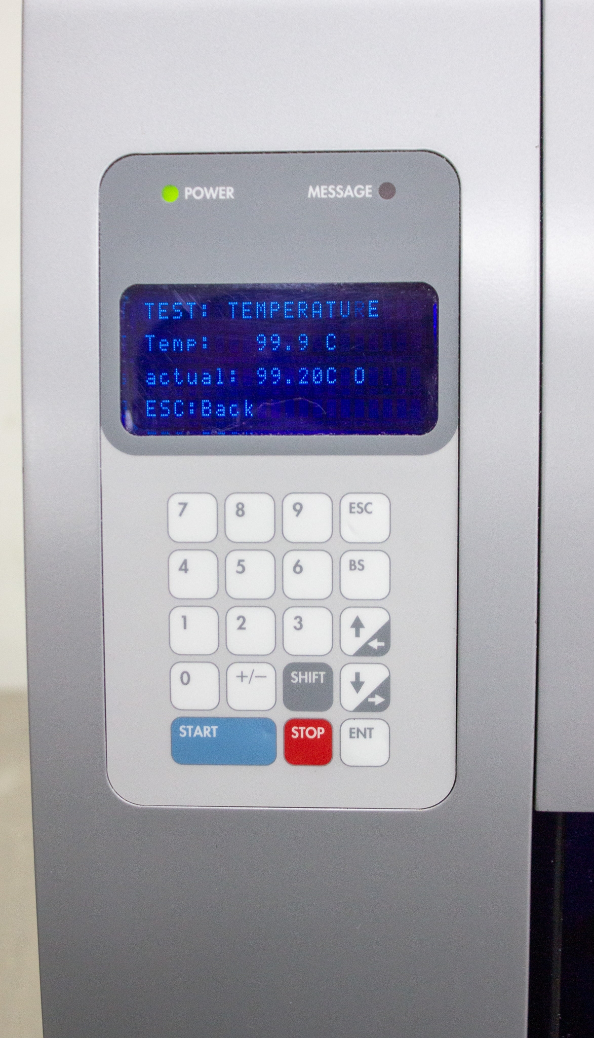 Qiagen EZ1 Advanced XL Nucleic Acid Purification System 14 Samples Automating