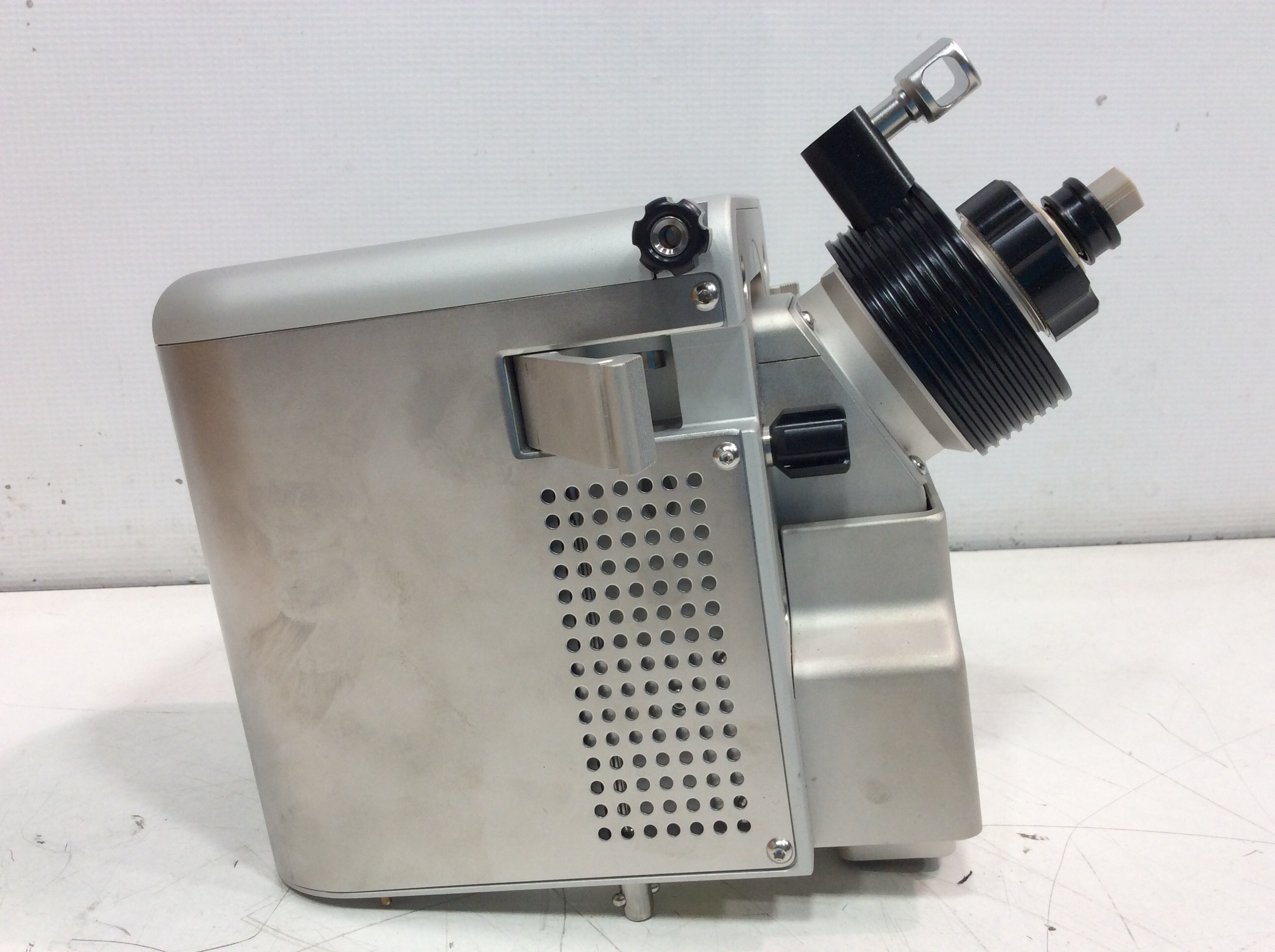KQ Source Combi Nozzel Multi-Axis Mass Spectrometry Source 13.0lb USA