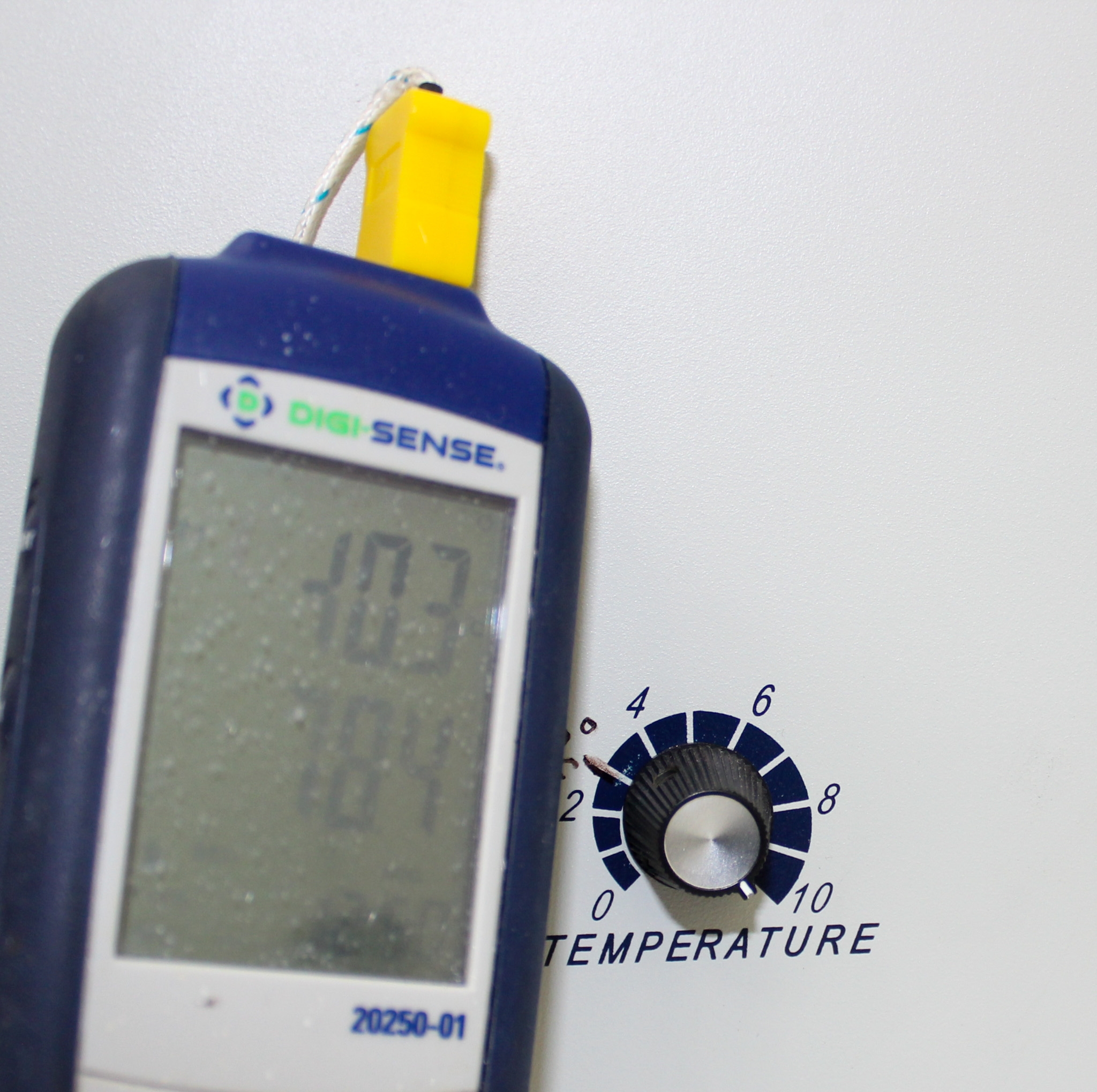 Barnstead Model 100 Compact Incubator, 80C Max Temp, aluminum chamber