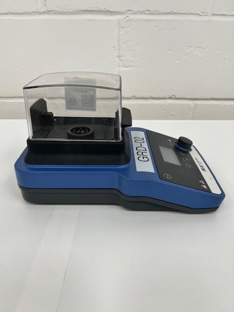 IKA Tube mill C S000 Laboratory Mill, Multilingual OLED Display, Variable Speed