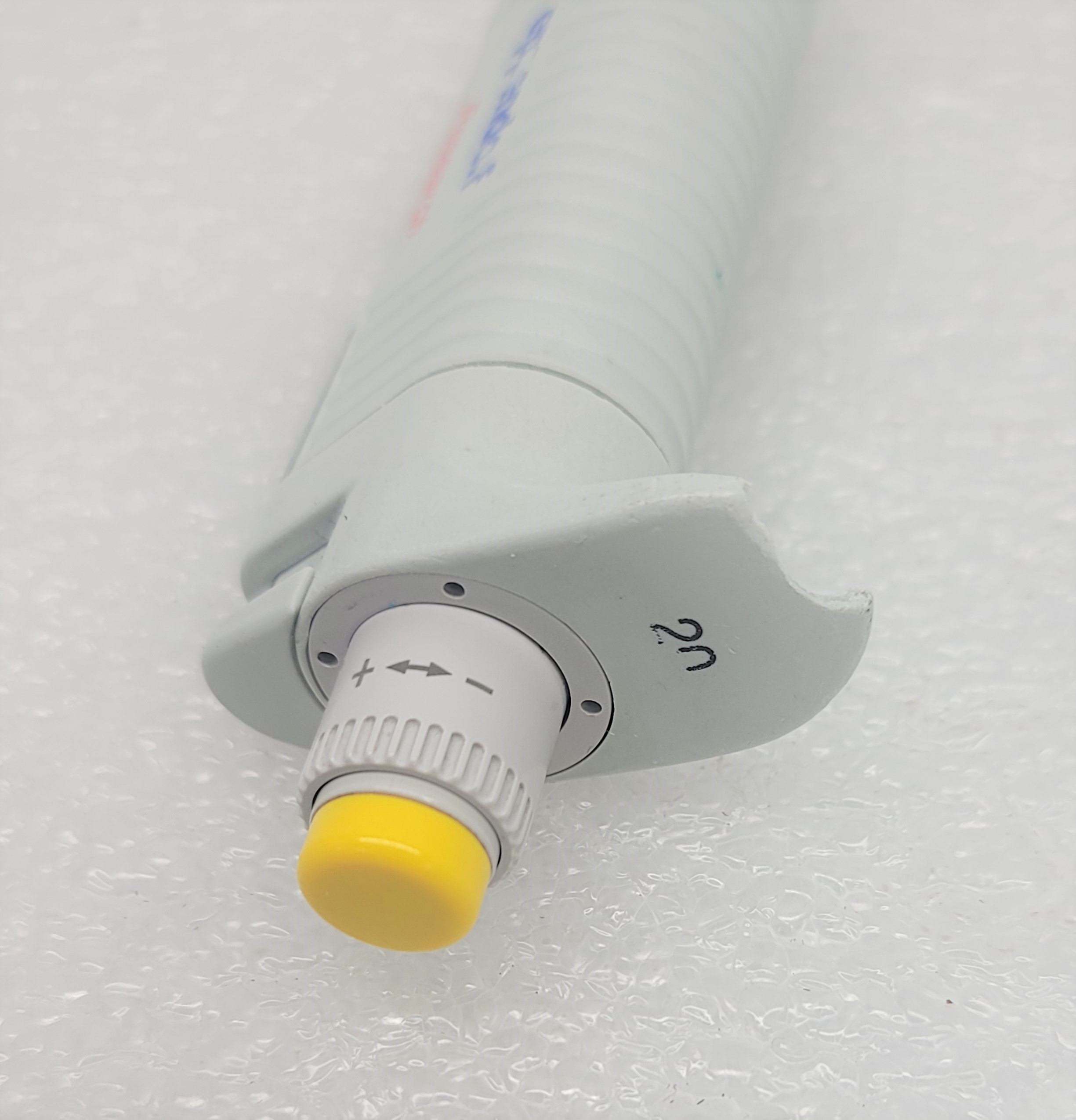 Eppendorf Research 20 Pipettor Single Channel 2-20uL for Liquid Handling