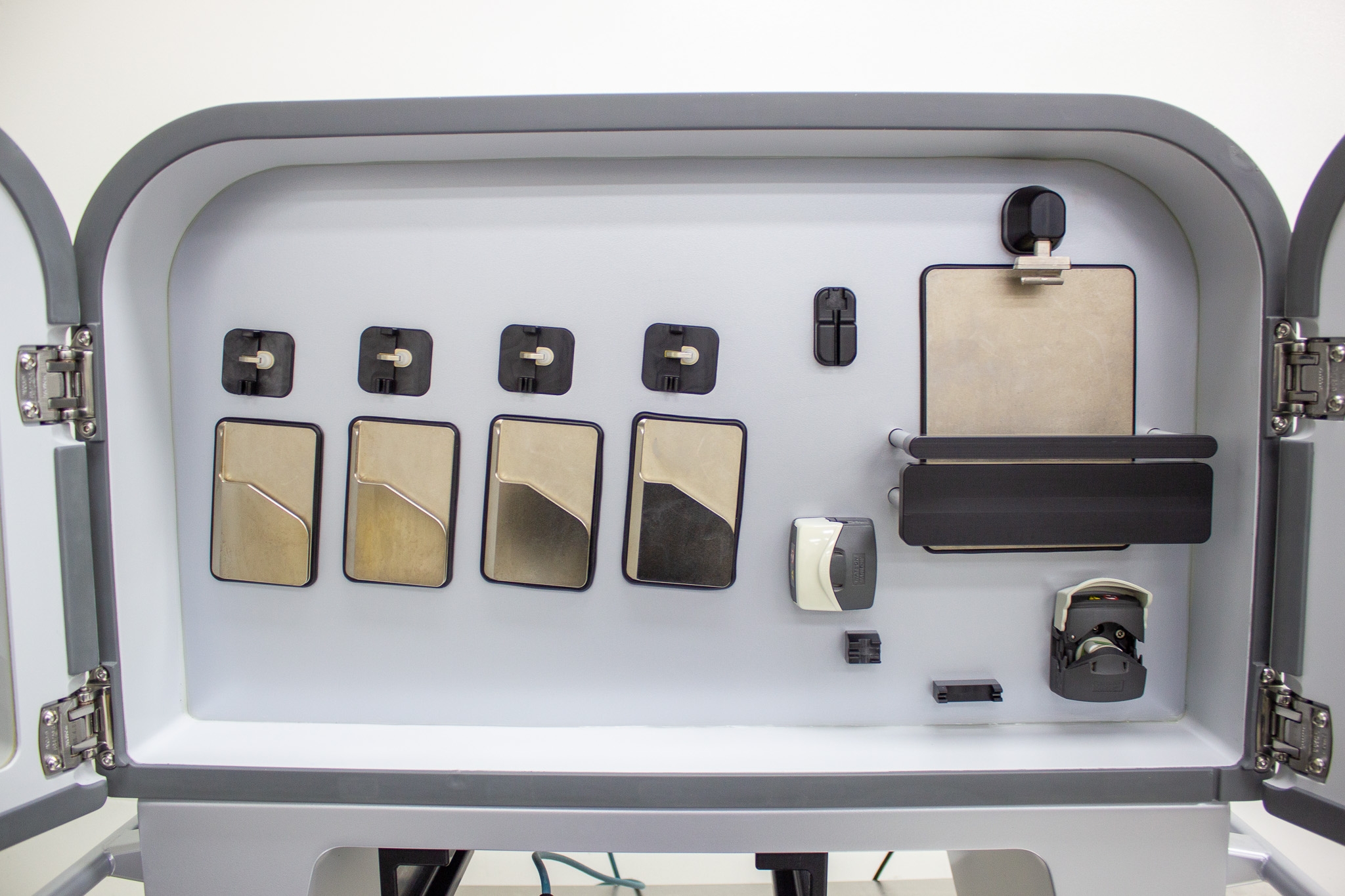 Terumo Finia Fill and Finish System for Cell and Gene Therapy