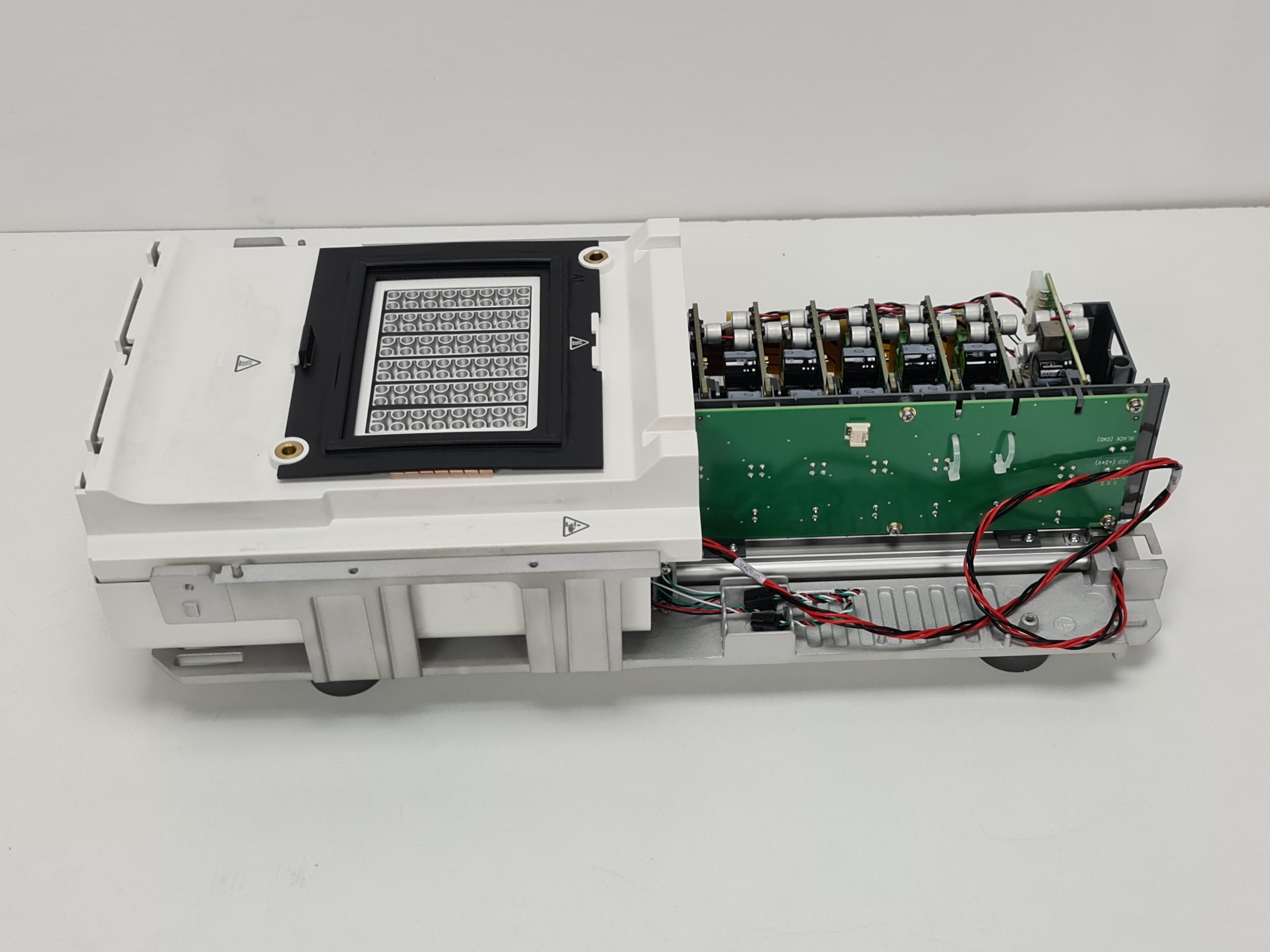 ABI A29435 Service Assembly Block For PCR 96-Well APTN Lab Equipment