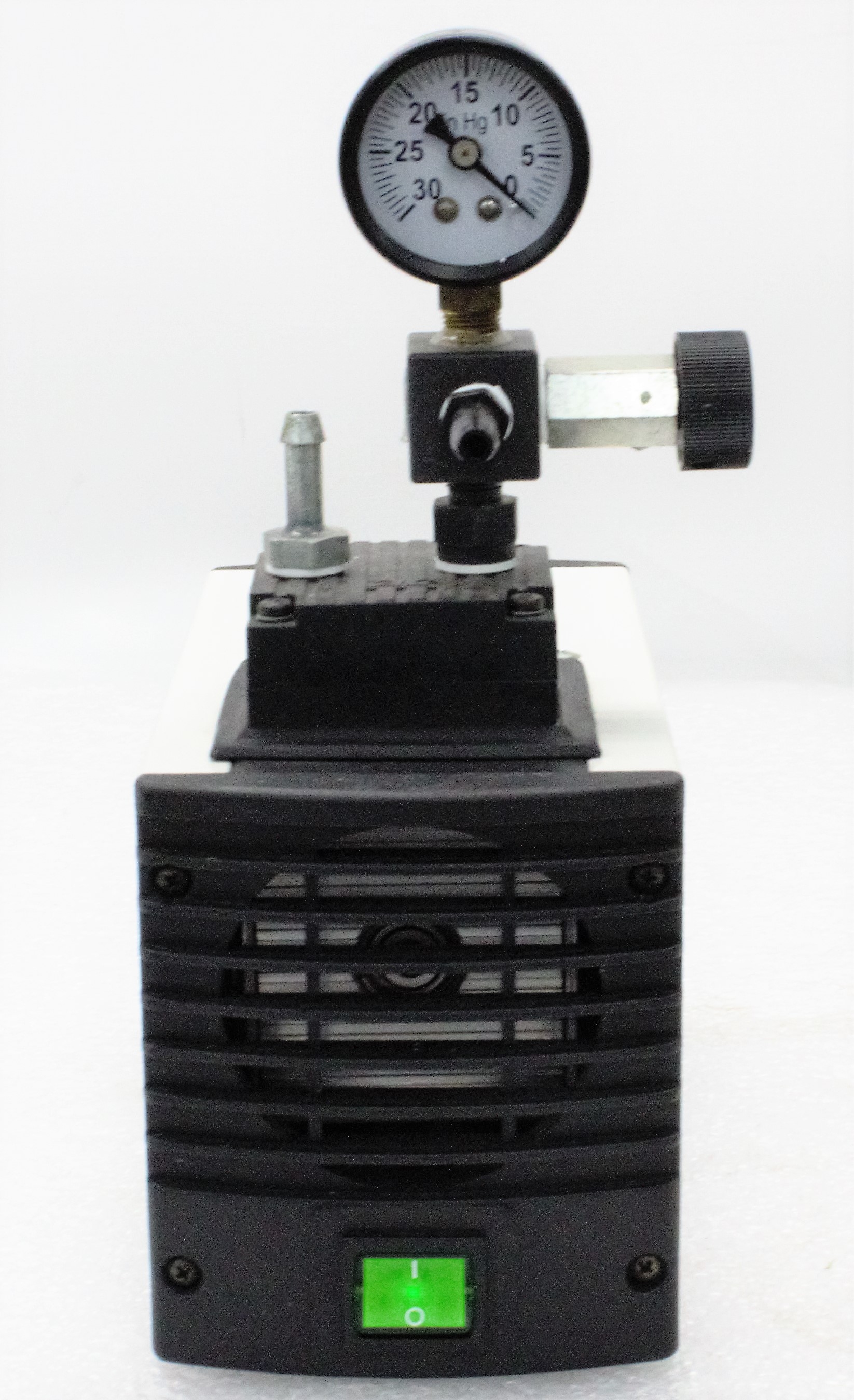 KNF UN811KV.45P Vacuum Pump Diaphragm Filtration 100mbar 13l/min Used