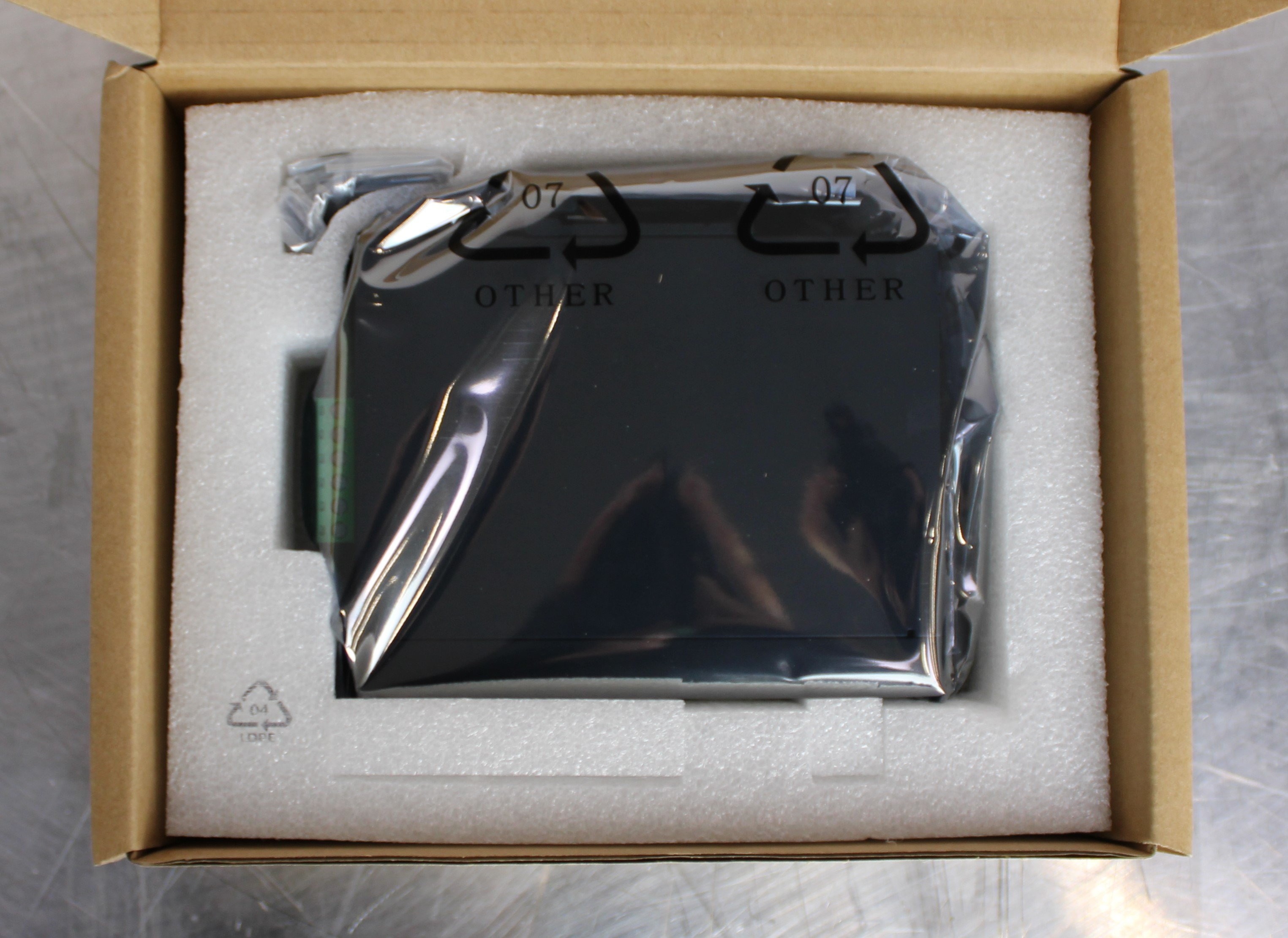 Thermo EKI-2525 Ethernet Switch 5 Port Unmanaged, -10 to 60C Range