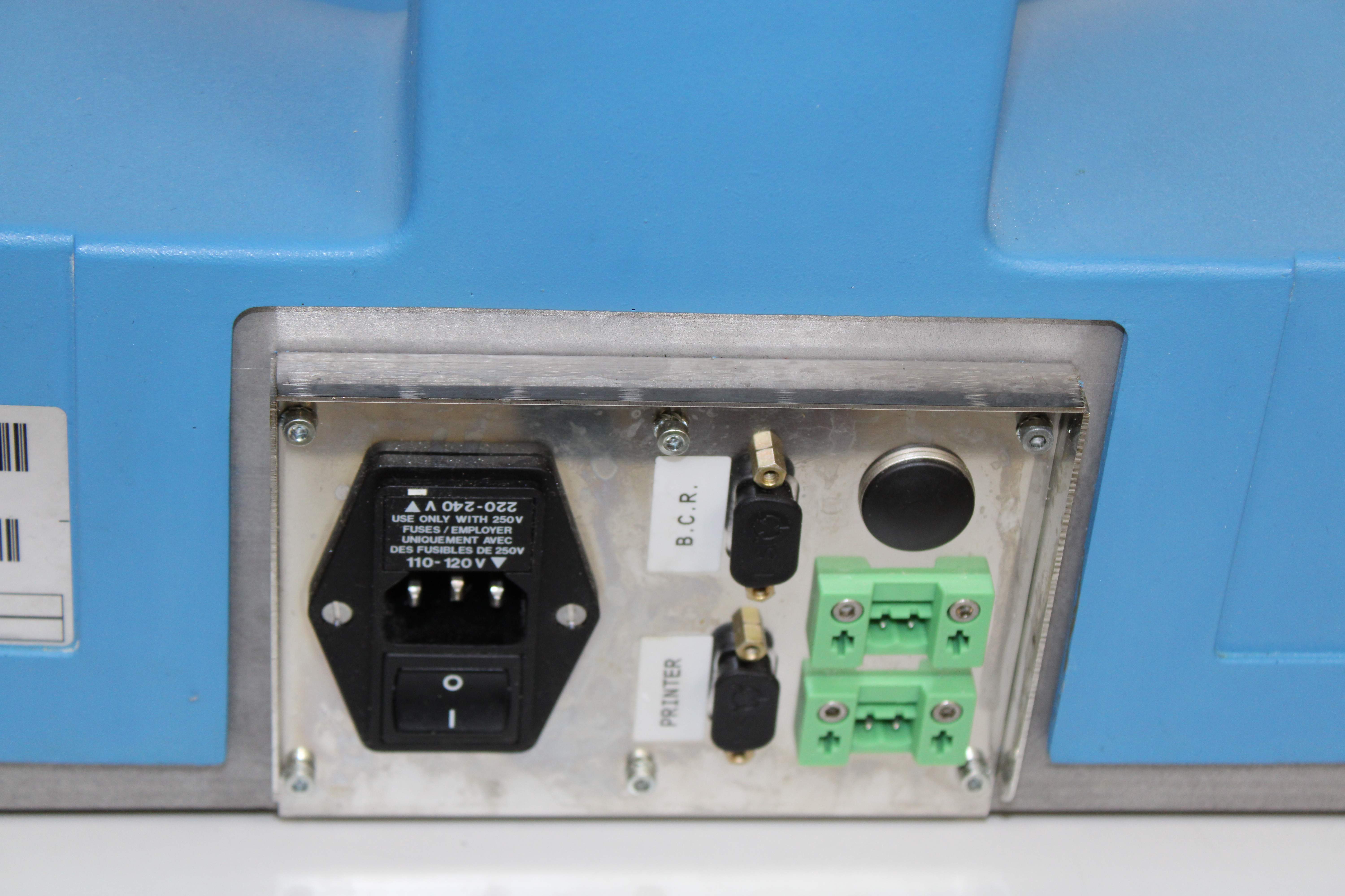 AES Dilumat 4 Diluter Automates Weighing and Dilution in Labs