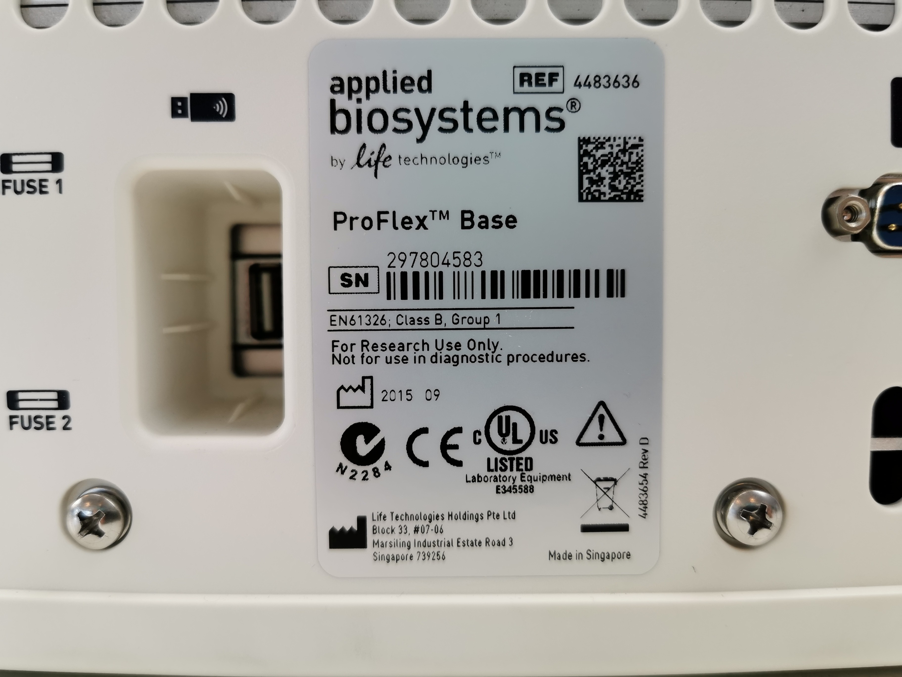 Applied Biosystems ProFlex PCR Thermal Cycler 0-100C Turn-Key in Use