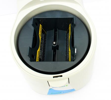 Benchmark C2000 Microcentrifuge 2,550 RPM 2x2 Plate Compact Used E