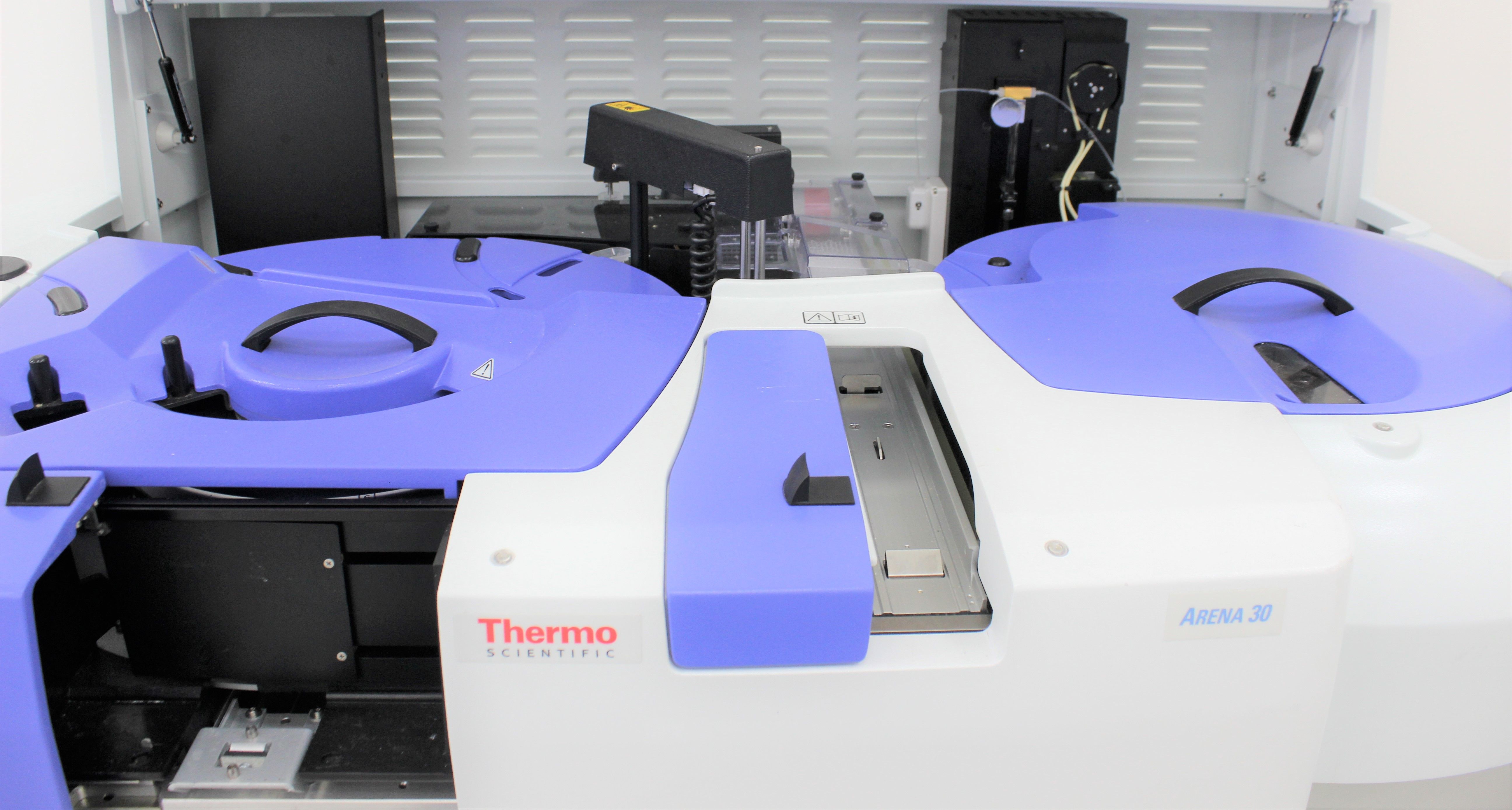 Thermo Arena 30 Chemistry Analyzer Automated Random Access Used System 2015