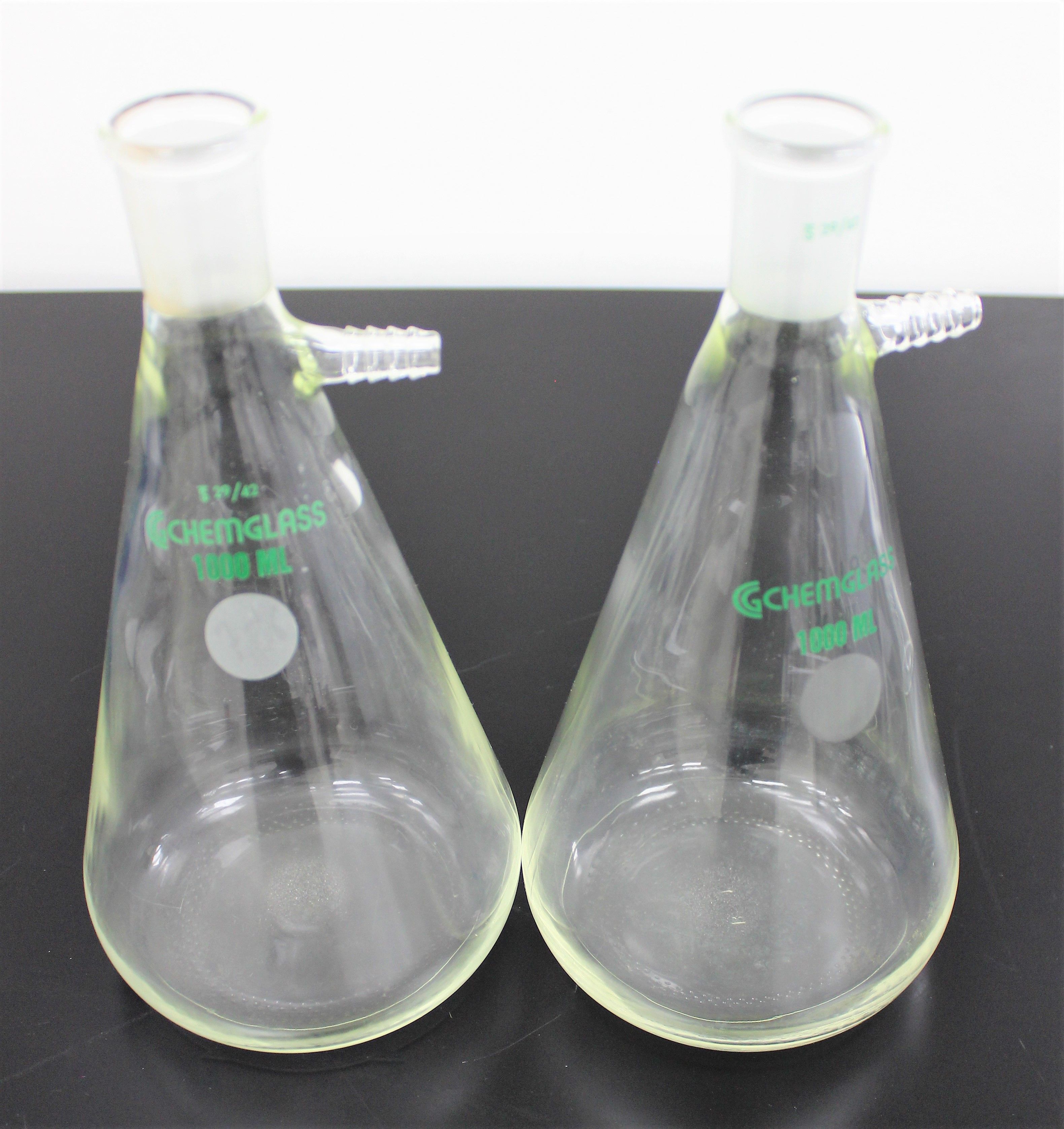 Chemglass Box Miscellaneous Lab Glassware Used High Quality Glass Stoppers