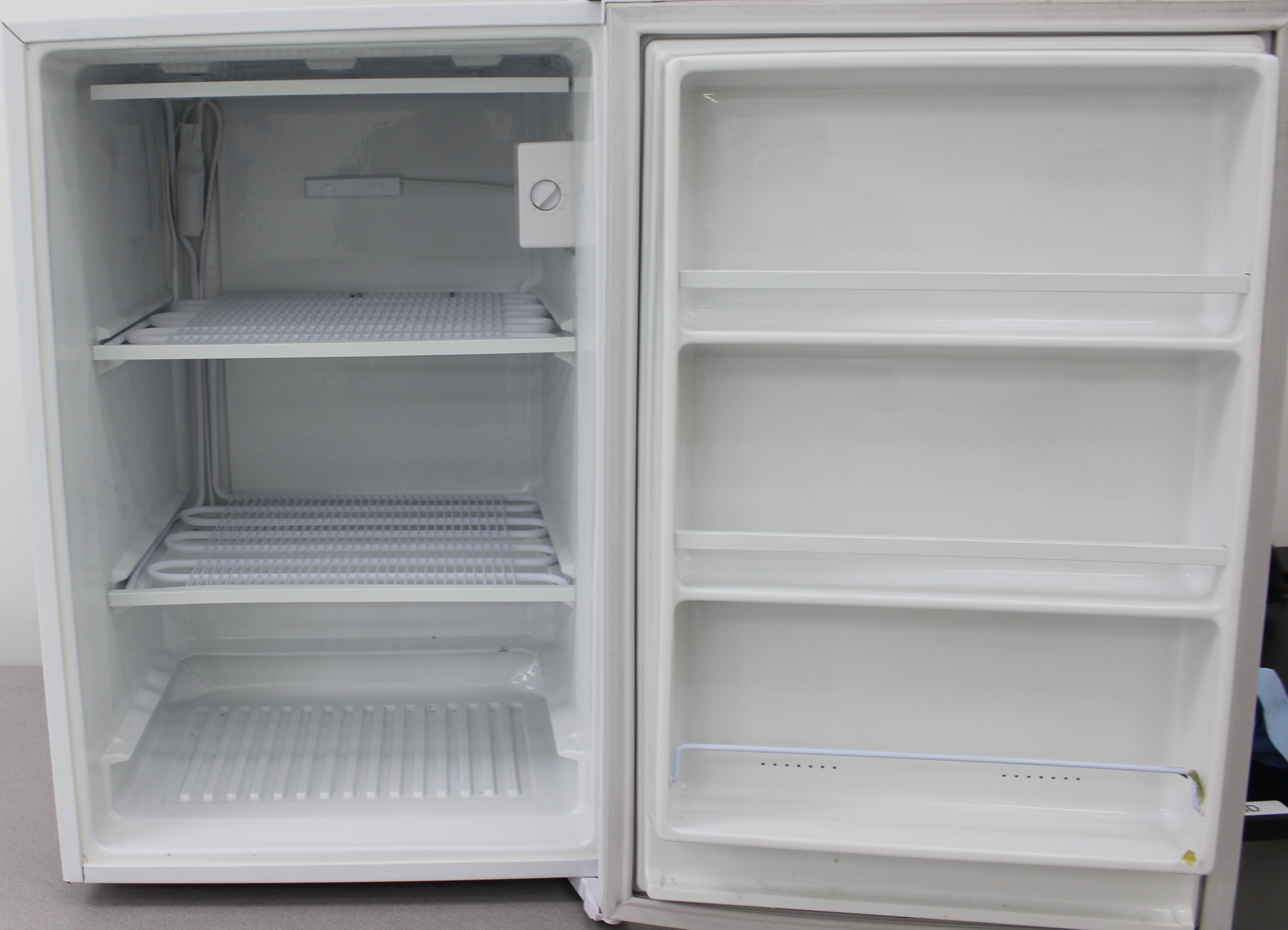 Summit FS-60M Freezer 5.0 cu.ft. Energy Efficient Compact Used VG Cond.