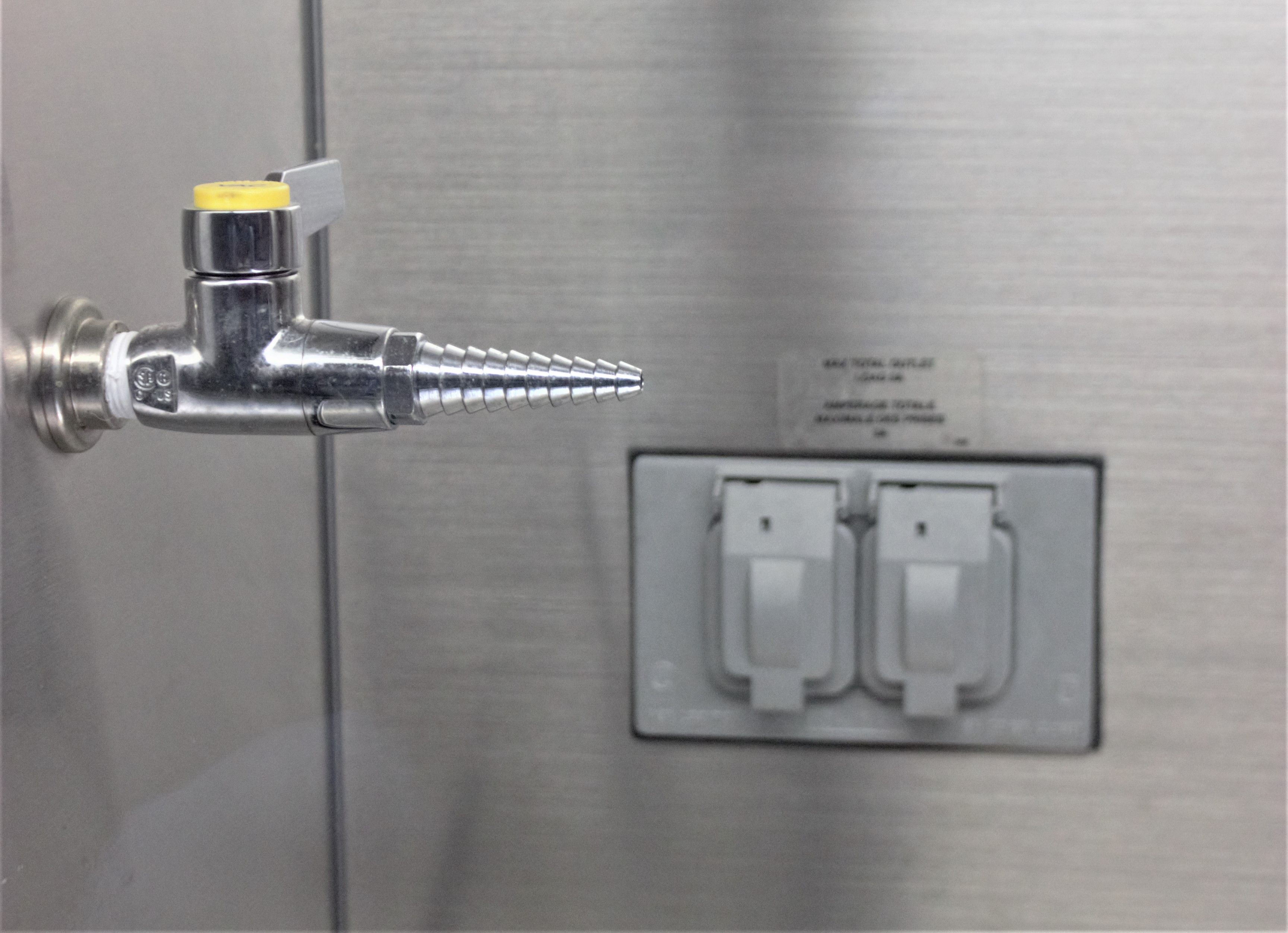 NuAire NU-475 Class II Type A2 Biosafety Cabinet Bench Model LFBSC