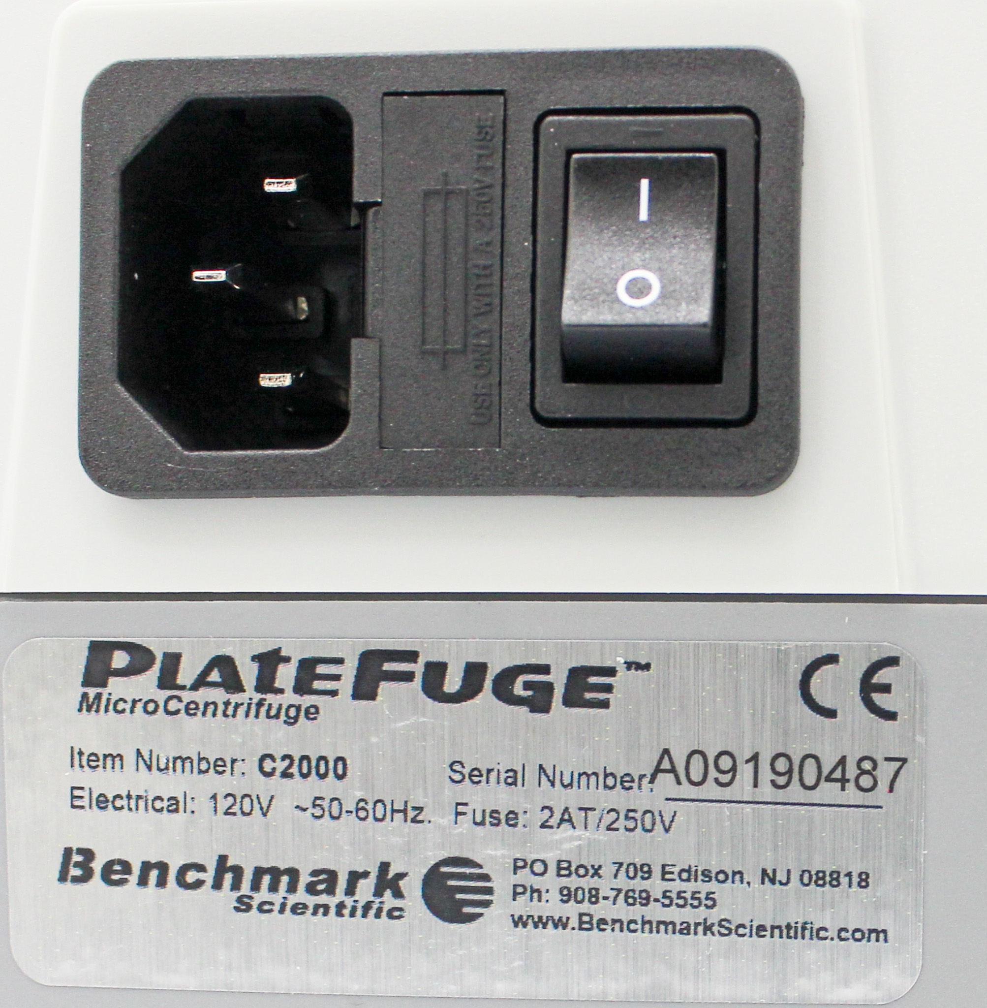 Benchmark C2000 Microcentrifuge 2,550 RPM 2x2 Plate Compact Used E