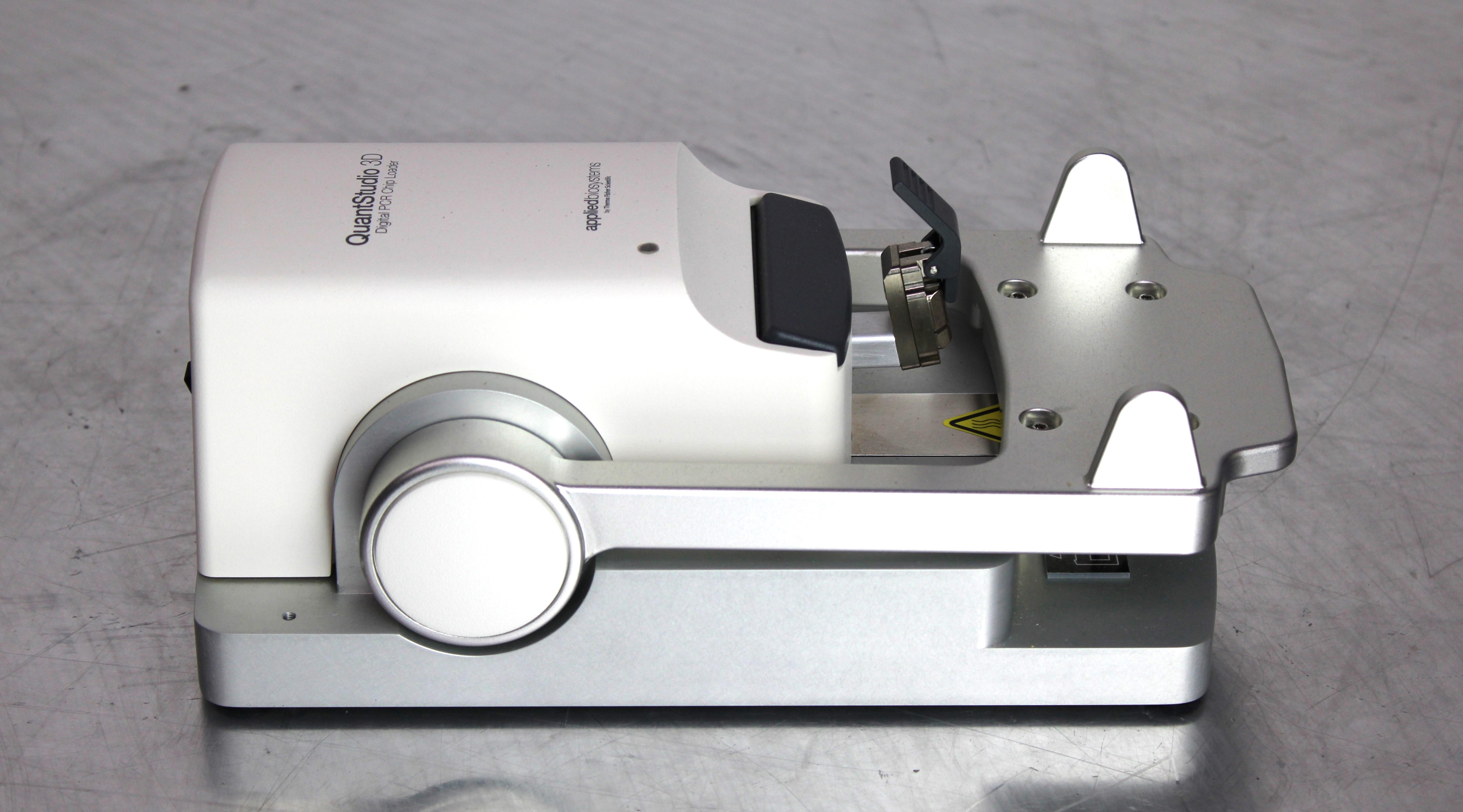 Thermo QuantStudio 3D Digital PCR Chip Loader Model 4482592 New 2019