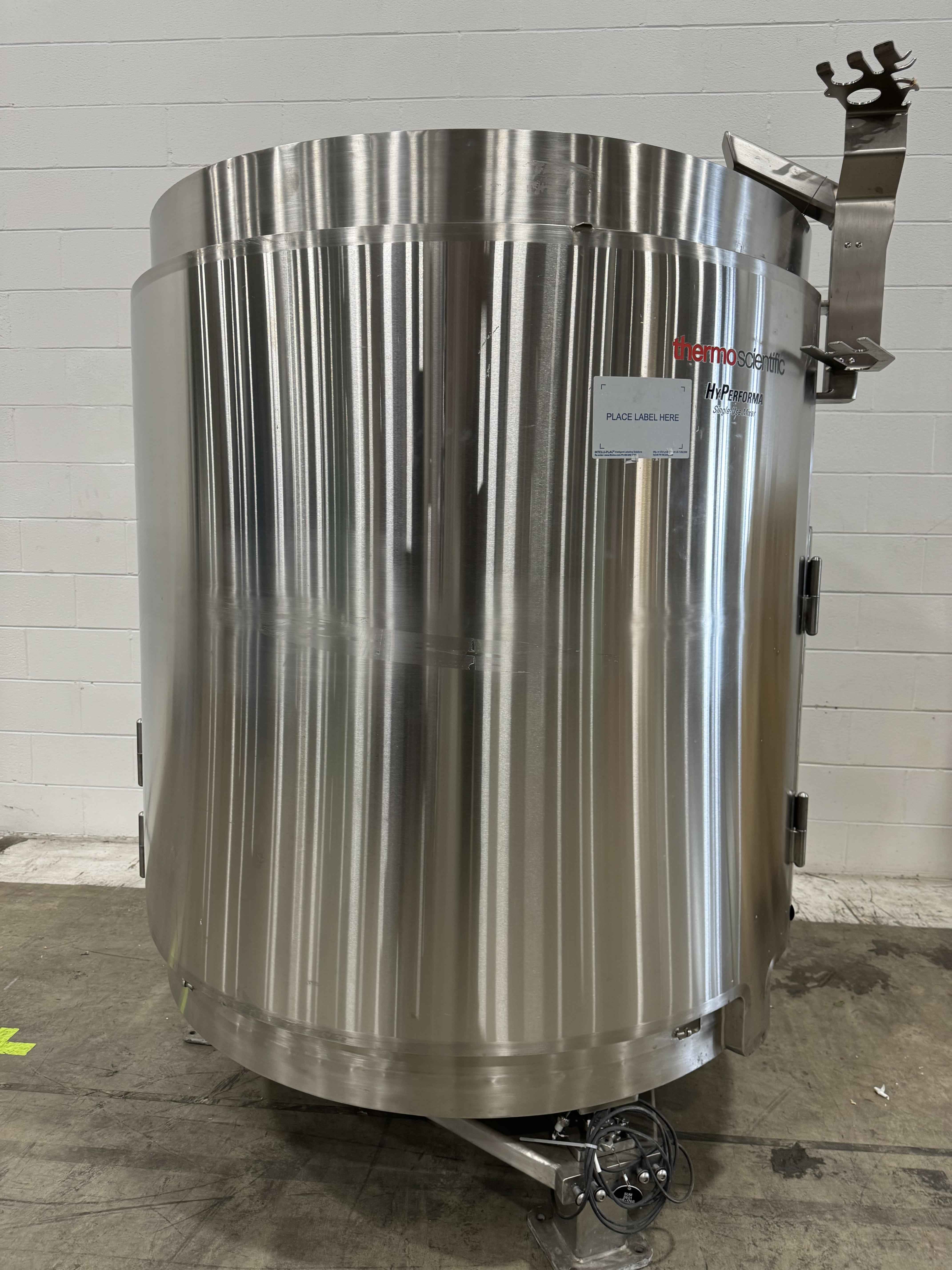 Thermo Scientific HyPerforma Single-use Mixer 2000L Cat