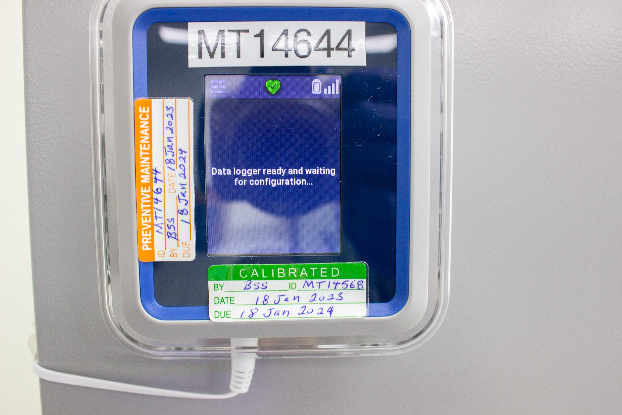 Thermo TSX2320FA Lab Freezer -20C Performance 650L Energy-Efficient Used