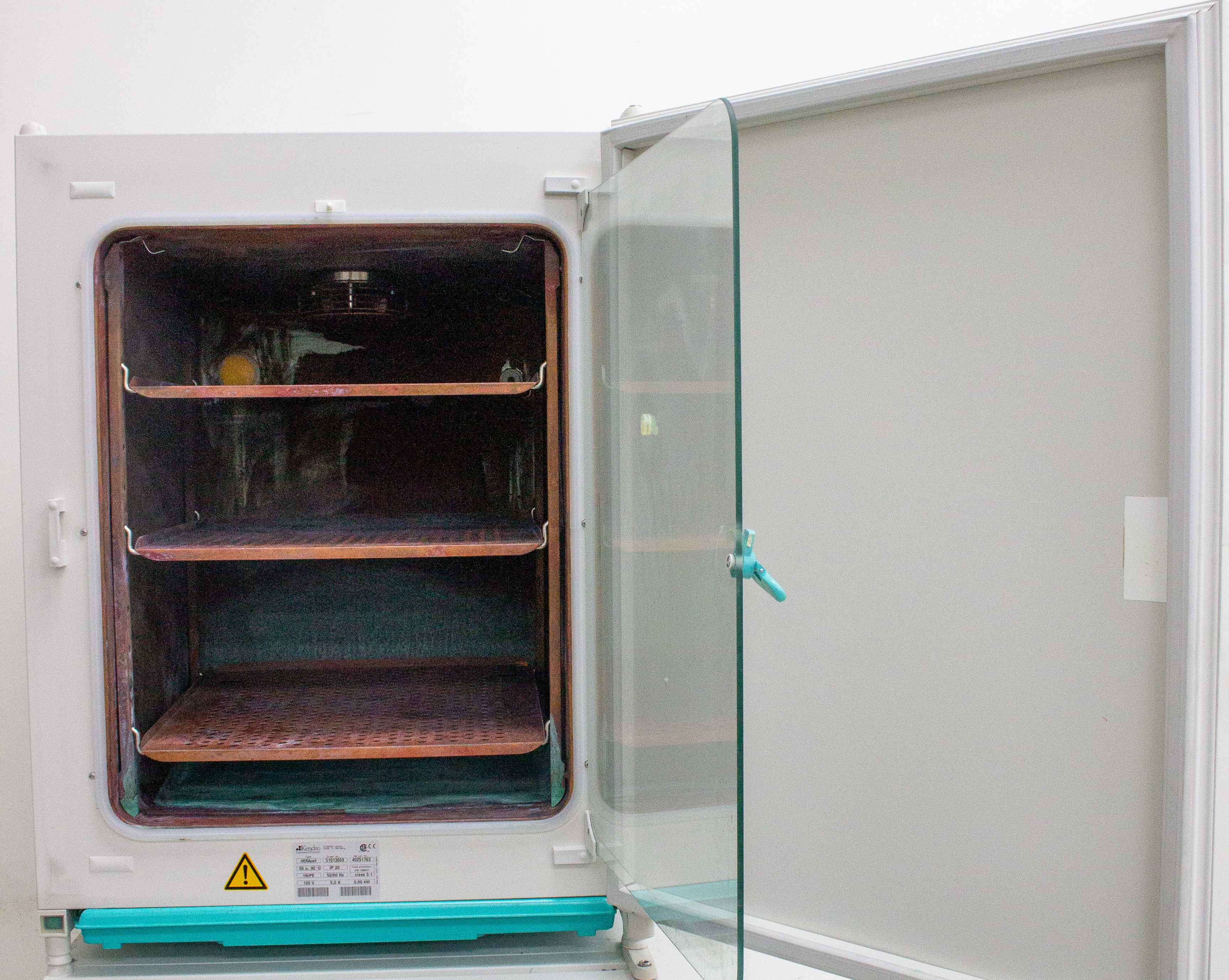 Kendro HERAcell CO2 Incubator Cell/Tissue Culture, Temp Max 55C, Used