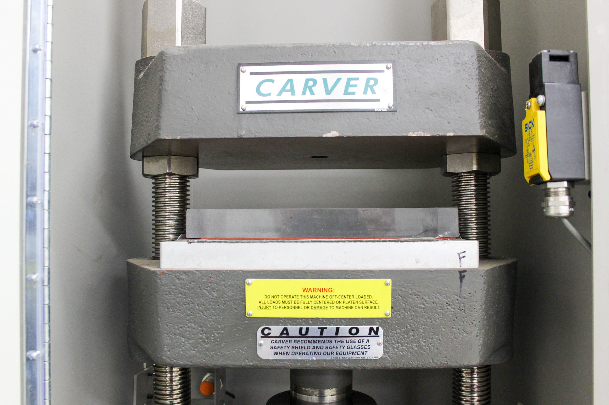 Carver 3890 Hydraulic Lab Press 15 Ton Auto Series Plus Used
