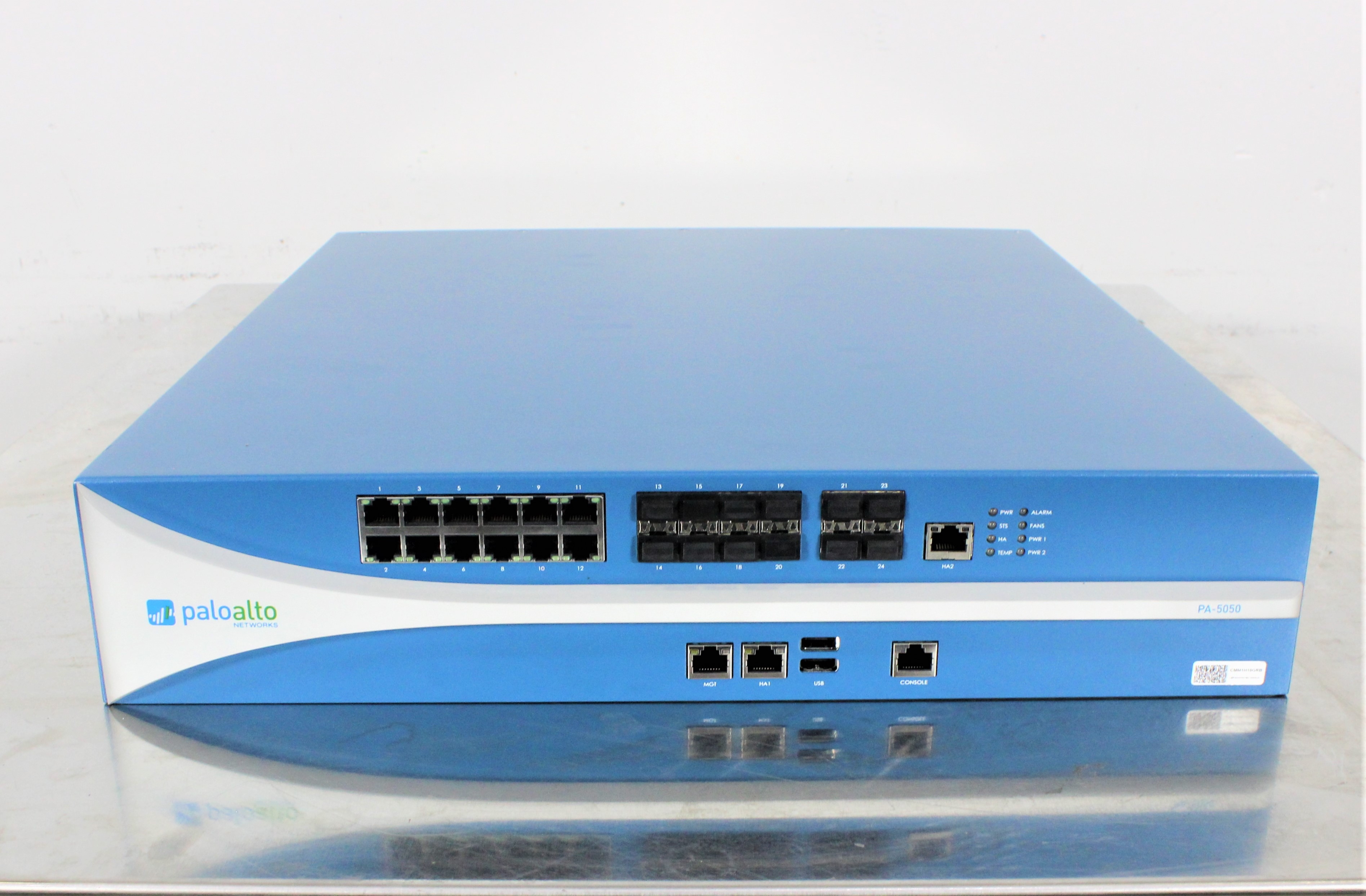 Palo Alto PA-5050 Firewall Network Security High-Speed 20 Gbps Turnkey 2U