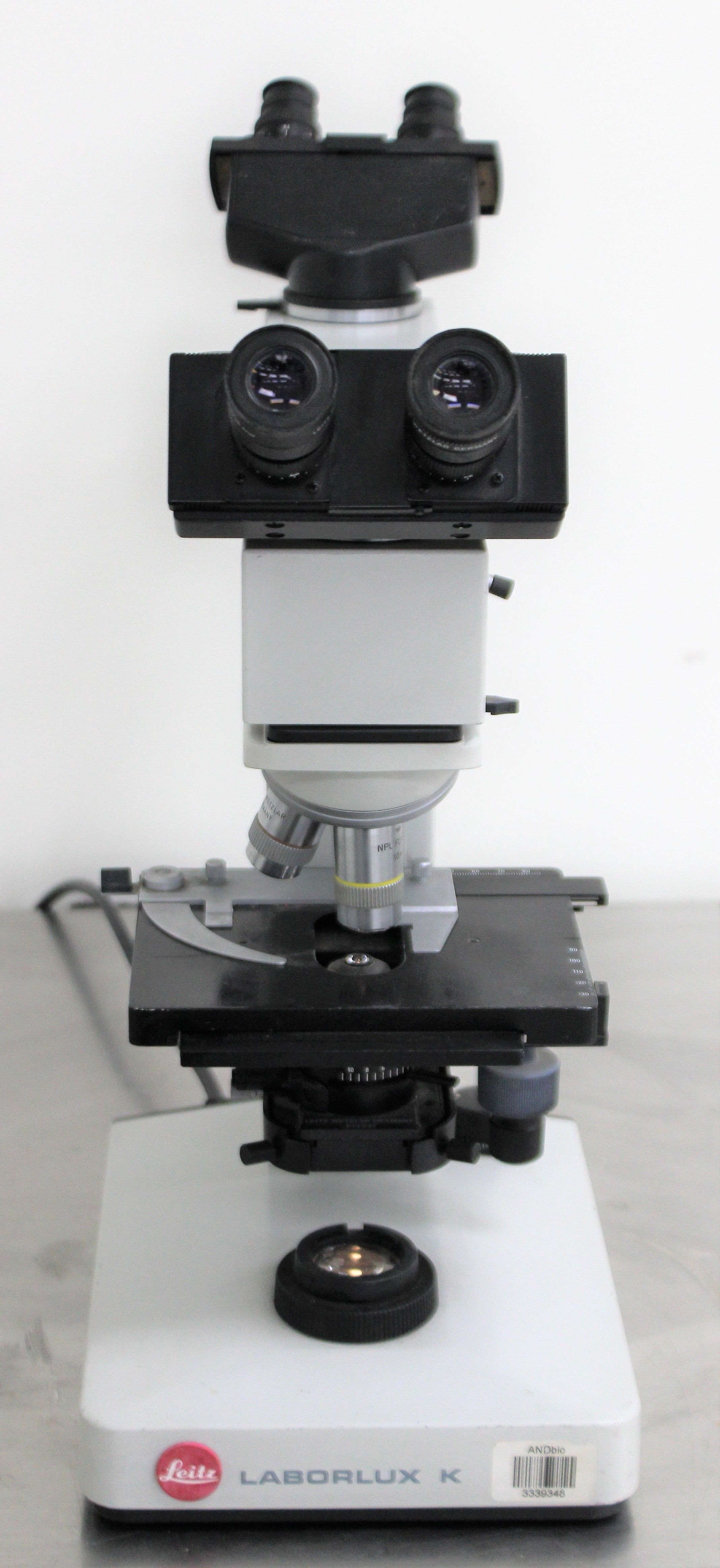 Leitz 512792 Microscope Biological Clinical Dual View with Lenses Used