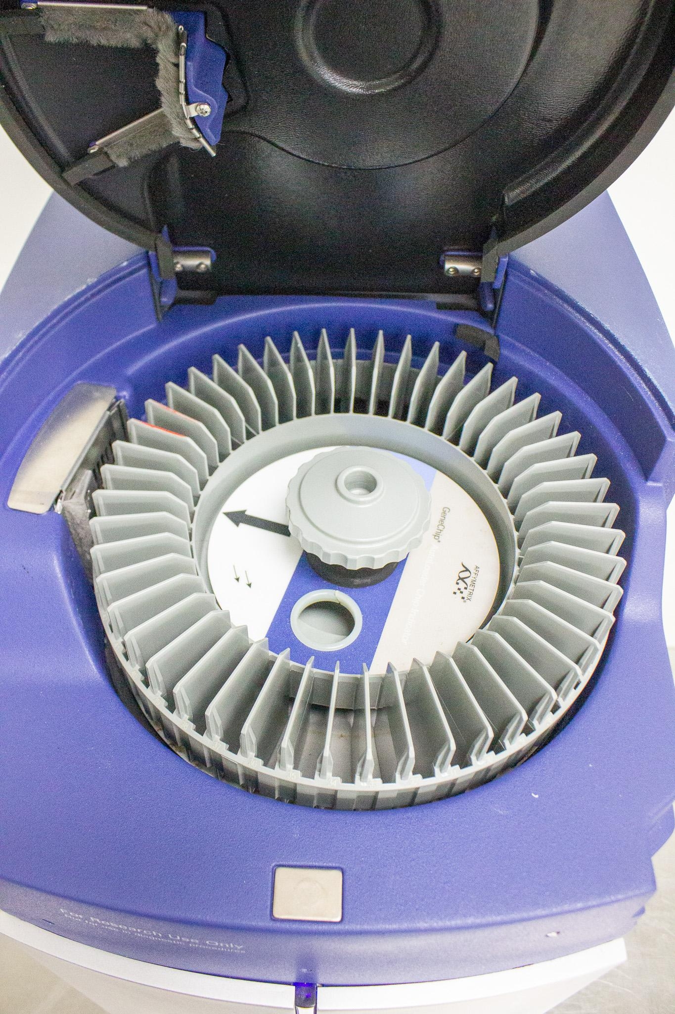 Affymetrix GeneChip Scanner 3000 with Autoloader for High-Res Genetic Analysis