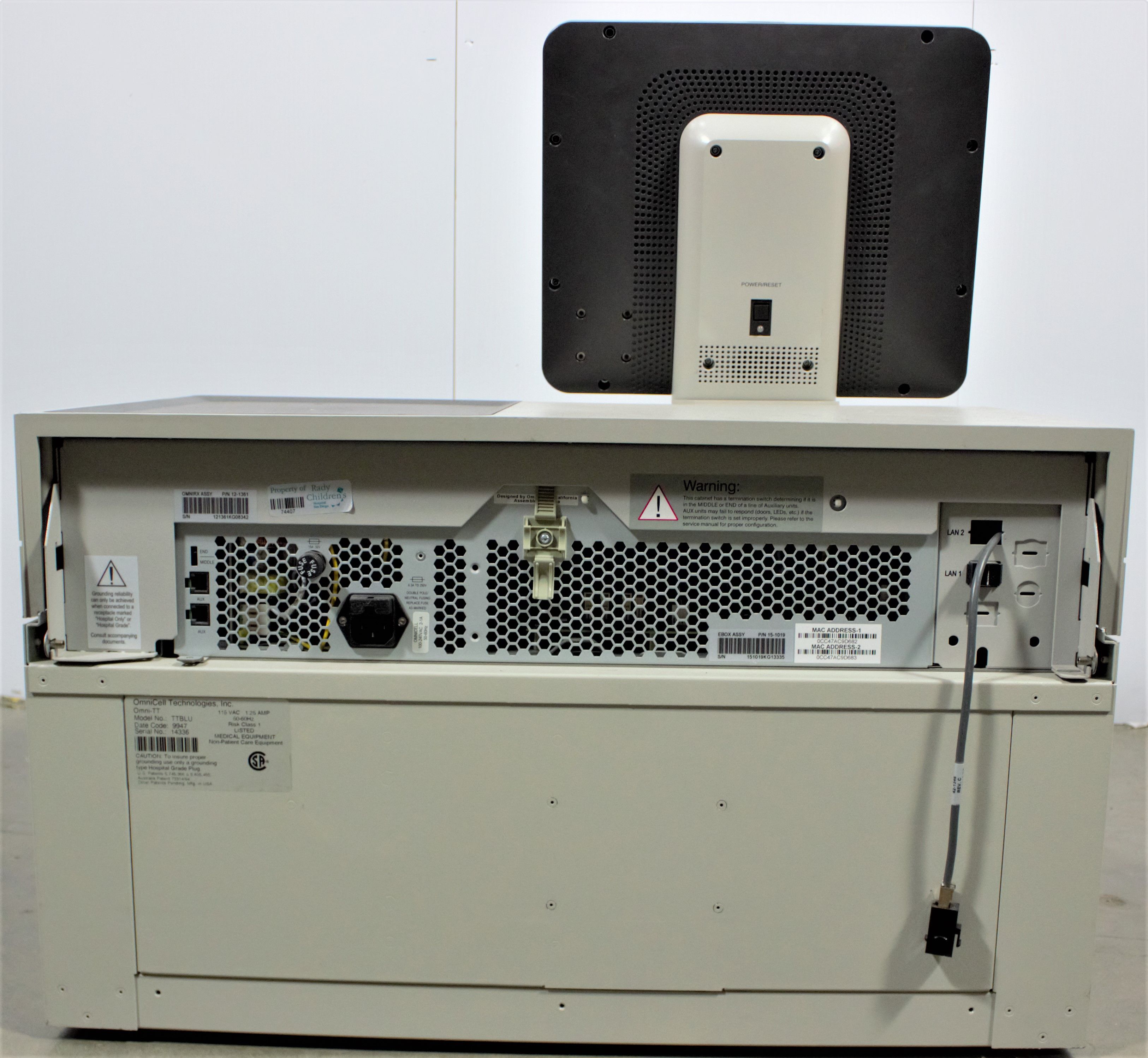 Omnicell Drug Storage Cabinet Automated Dispensing Multi-Feature 25.4H 2015