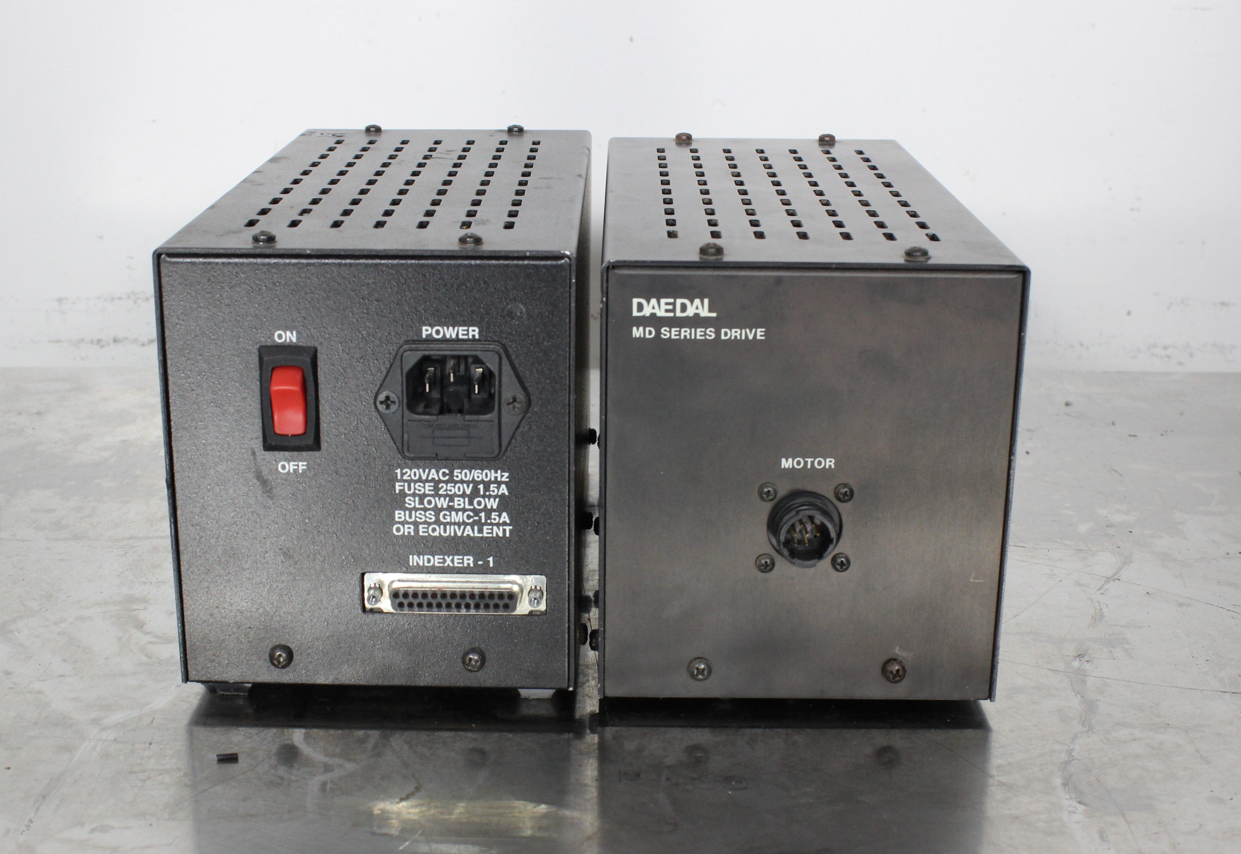 Daedal MD2301-20 Servo Controller 1-Axis Driver 120V/220V 50/60Hz Used