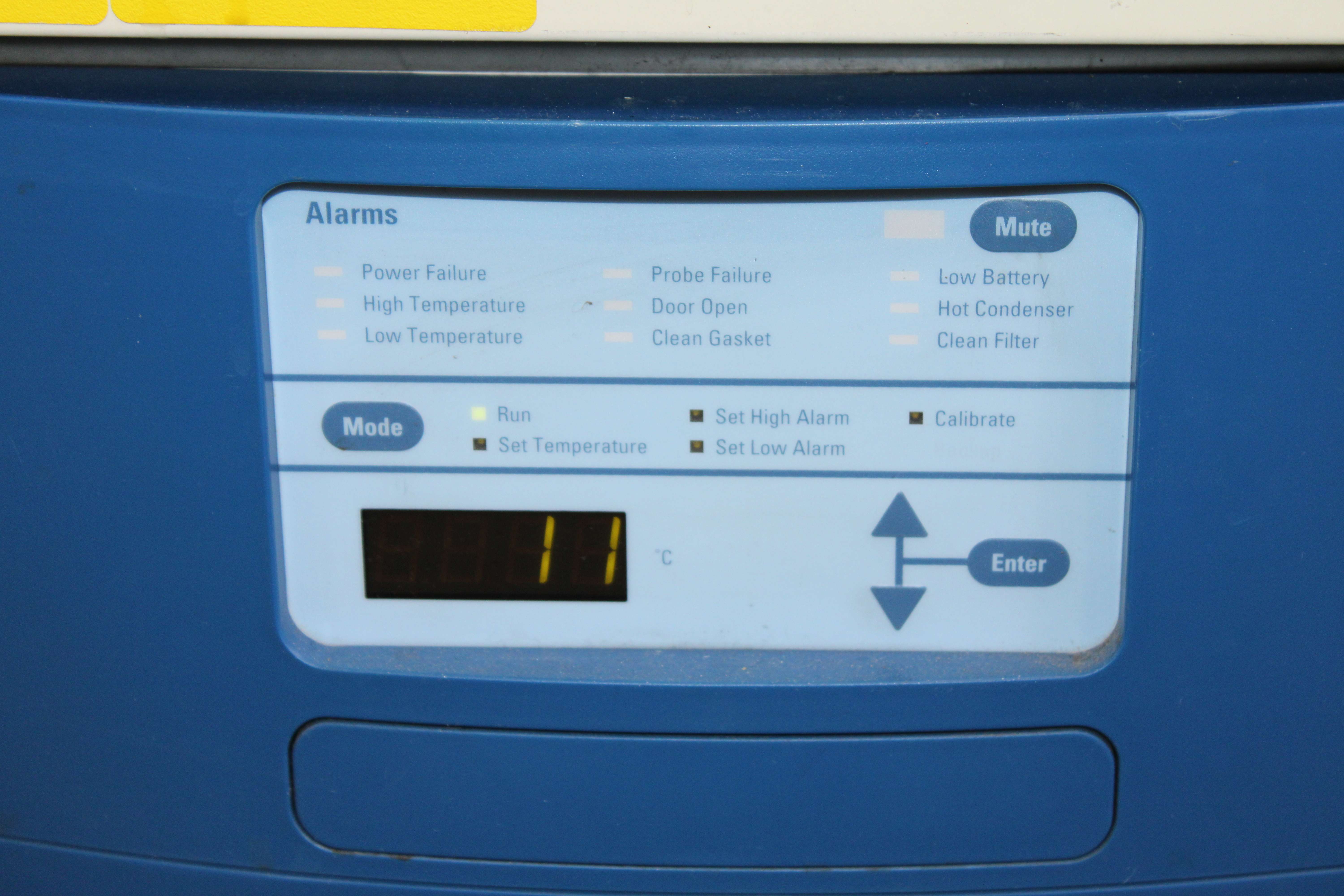 Thermo Electron VWR 5703 Ultra Low Freezer -86C to -50C Cold Storage