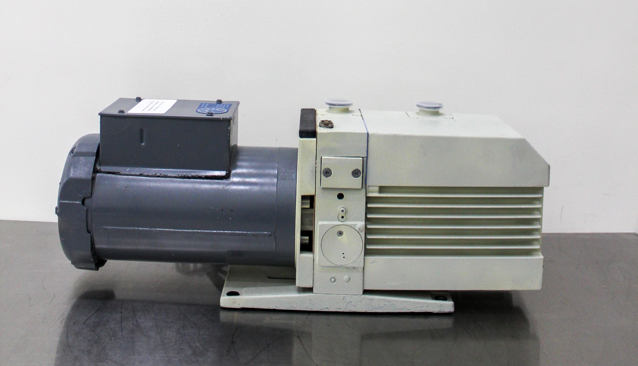 Leybold D25BCS CPD Storage Vacuum Pump - Reliable and Durable
