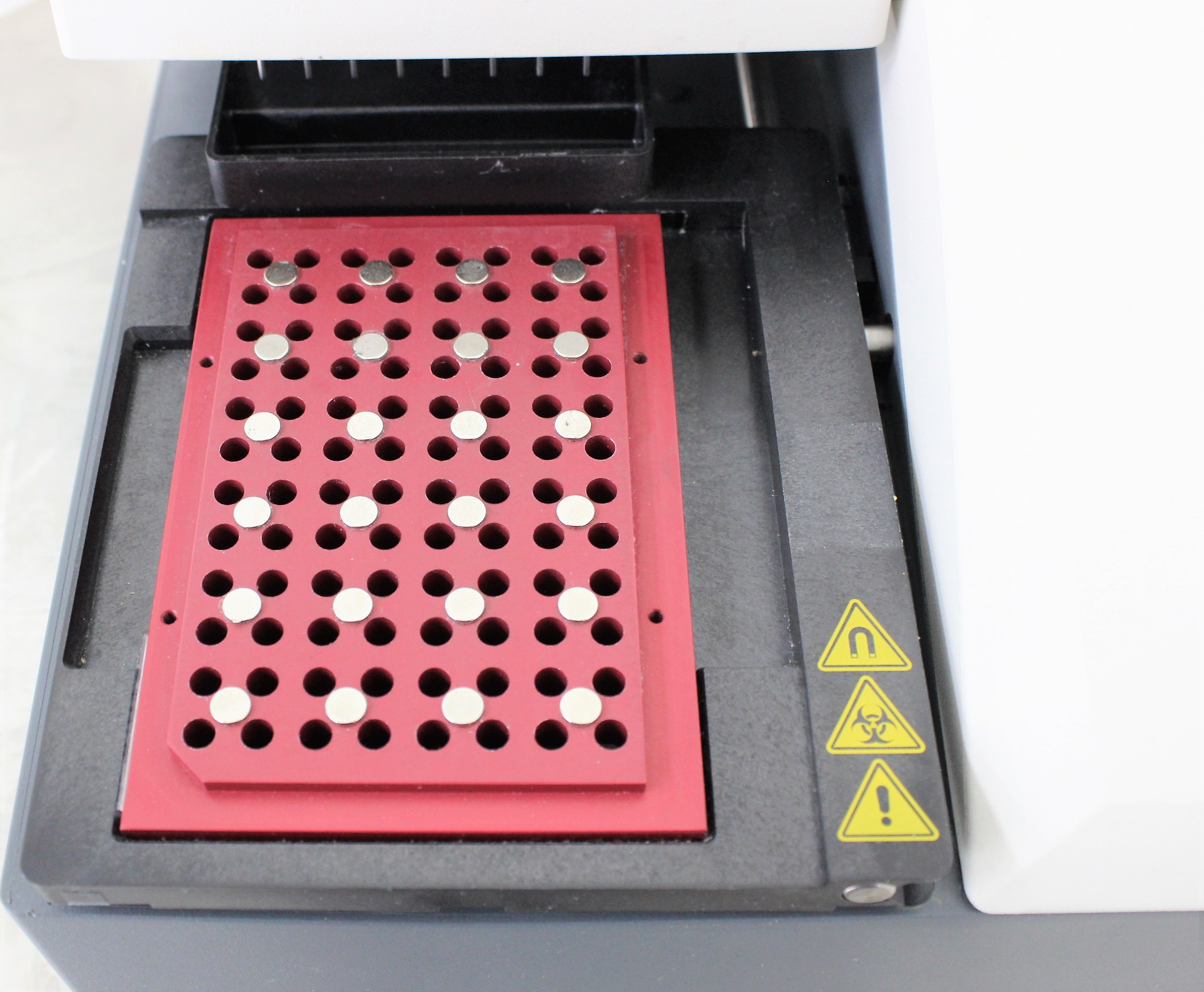 TECAN Hydroflex Plate Washer 96-Well Microplate Microplate Strip Washer 120V