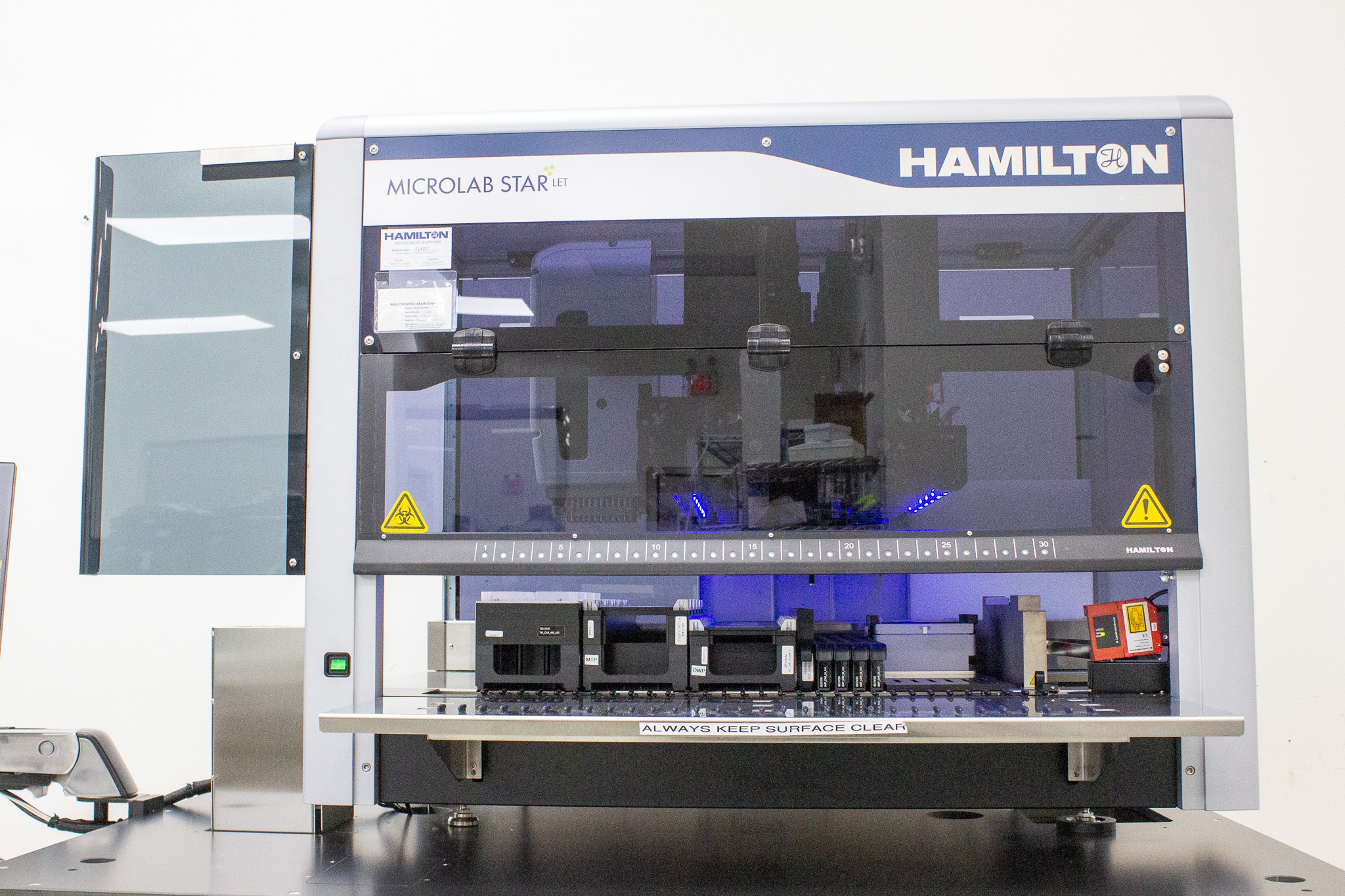 Hamilton Microlab STARlet Liquid Handler Automated Pipettor Includes Computer