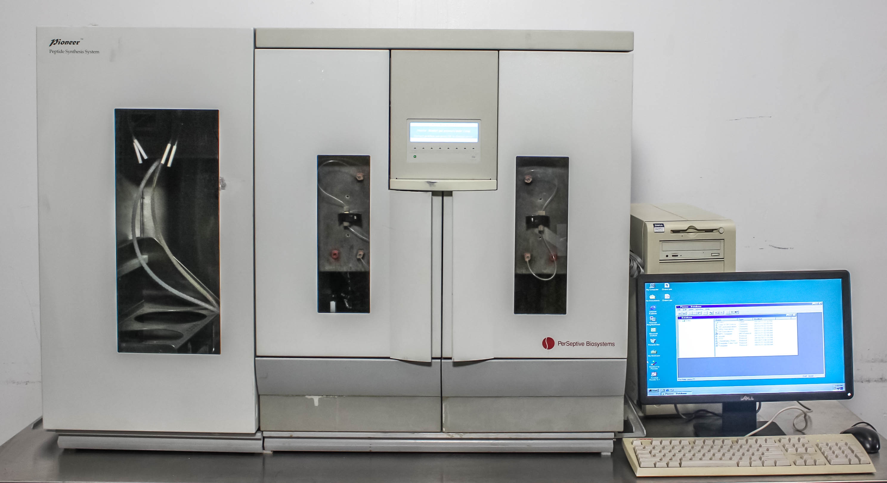Biosystems Pioneer Peptide Synthesizer 120V/220V Includes Computer