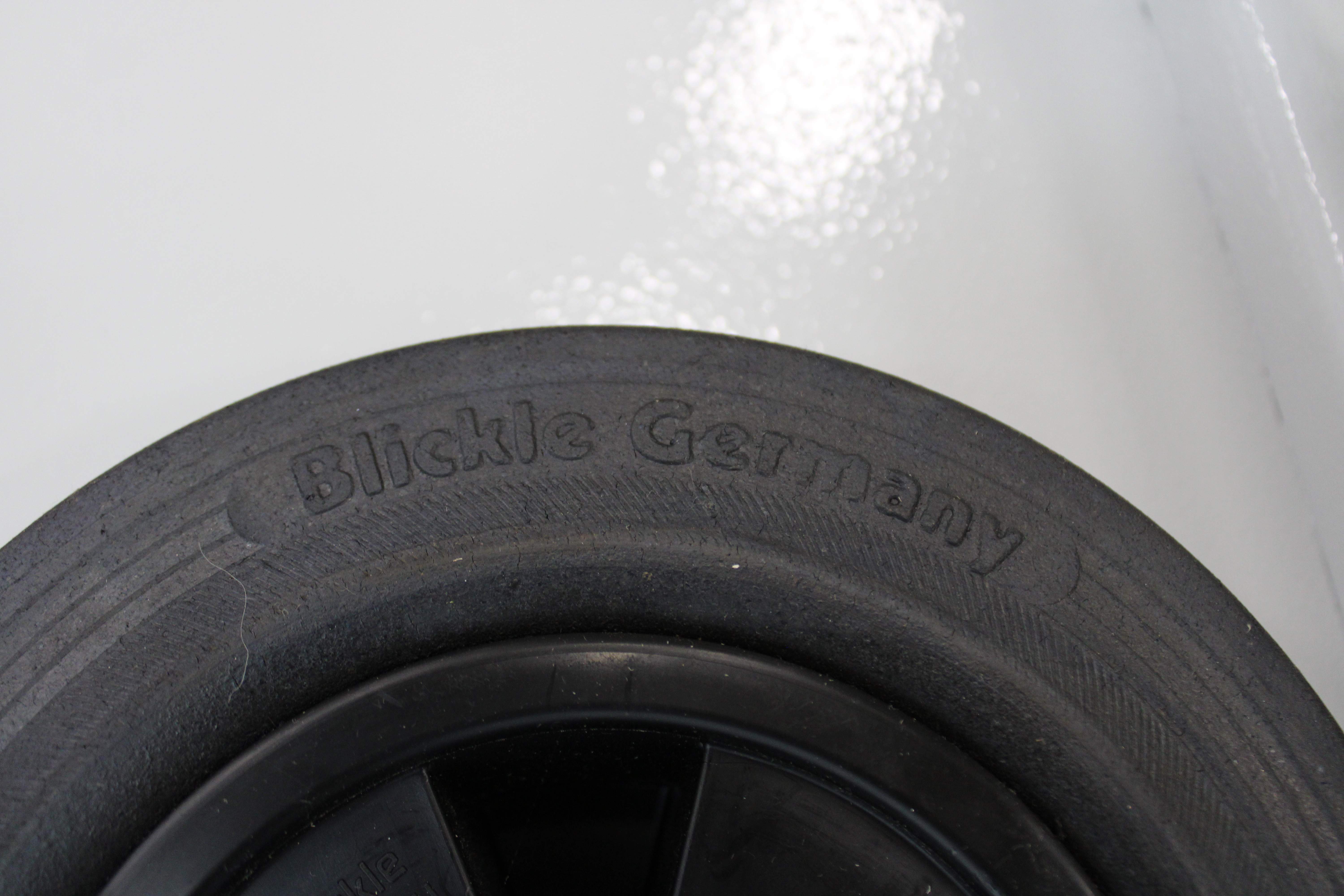 Industrial Gas Bottle Trolley Cart Durable Construction with Robust Wheels