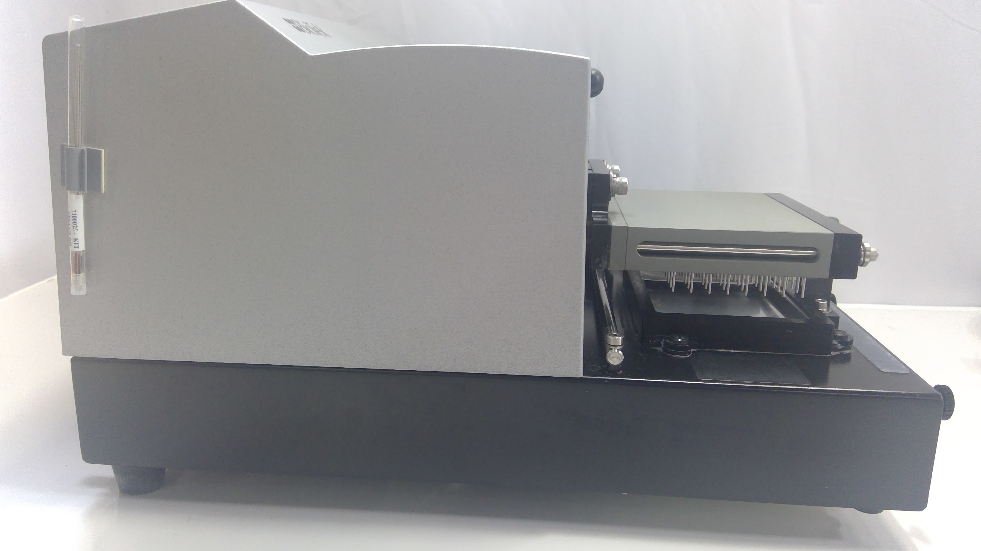 Bio-Tek ELx405 Plate Washer for 96 Well Plates with Shaking and Cleaning