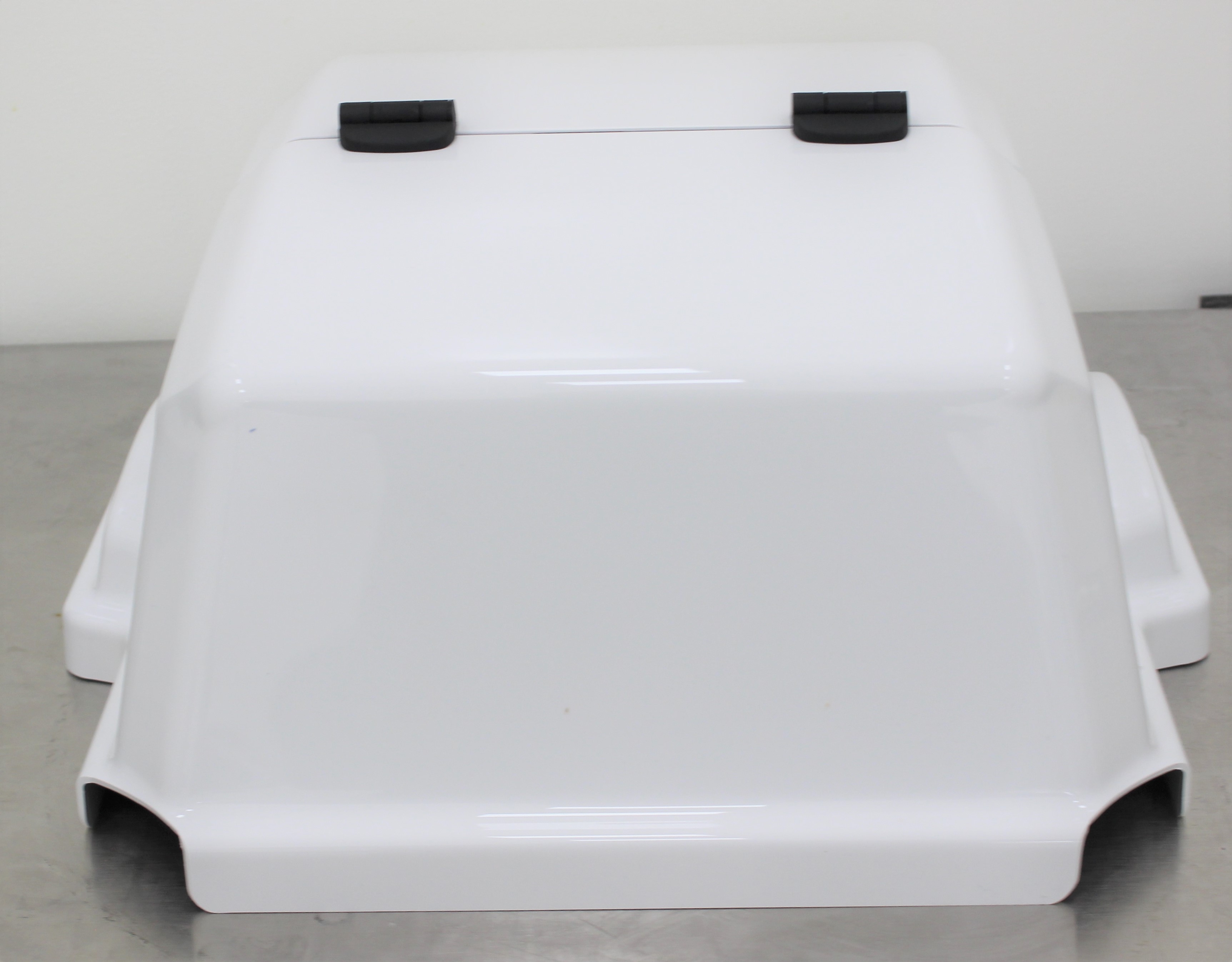 GE Healthcare Lid 10 Cell Expansion System Accessory Light Protection Turn-Key 475mm