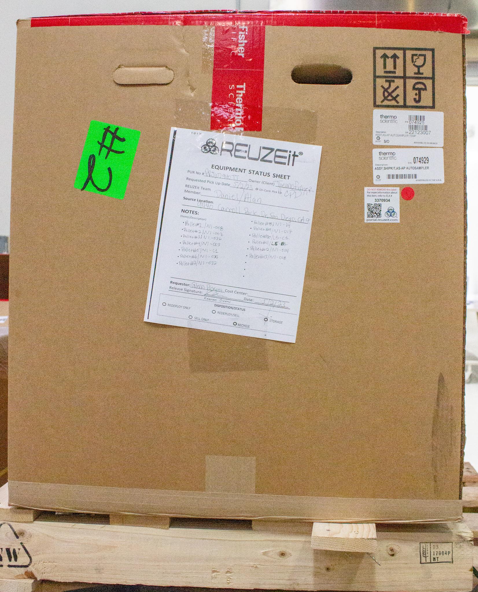 Thermo Dionex AS-AP Autosampler Ion Chromatography 81 Vial Capacity New