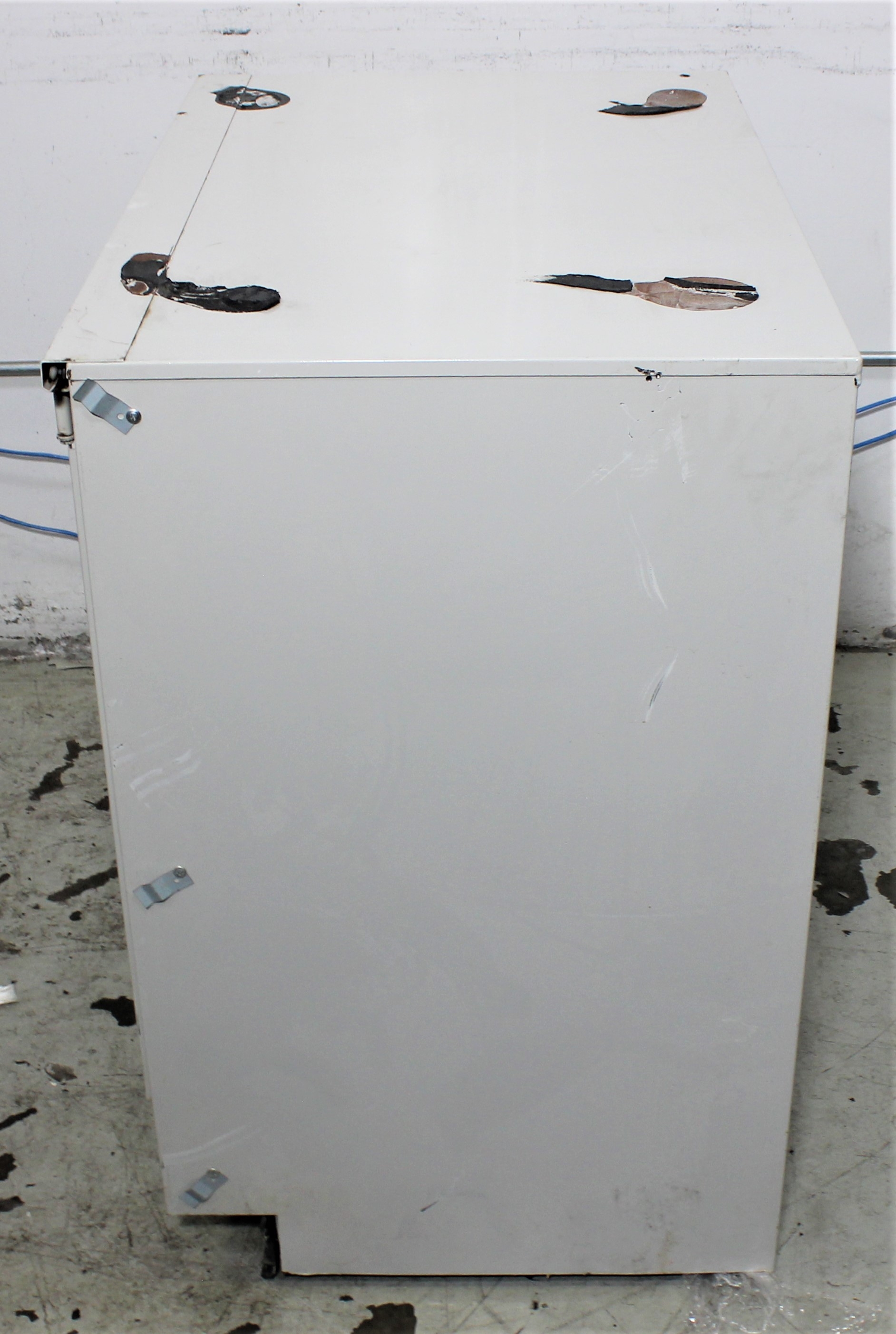 Securall A131 Flammable Storage 30 Gal Capacity Self-Latch Cabinet