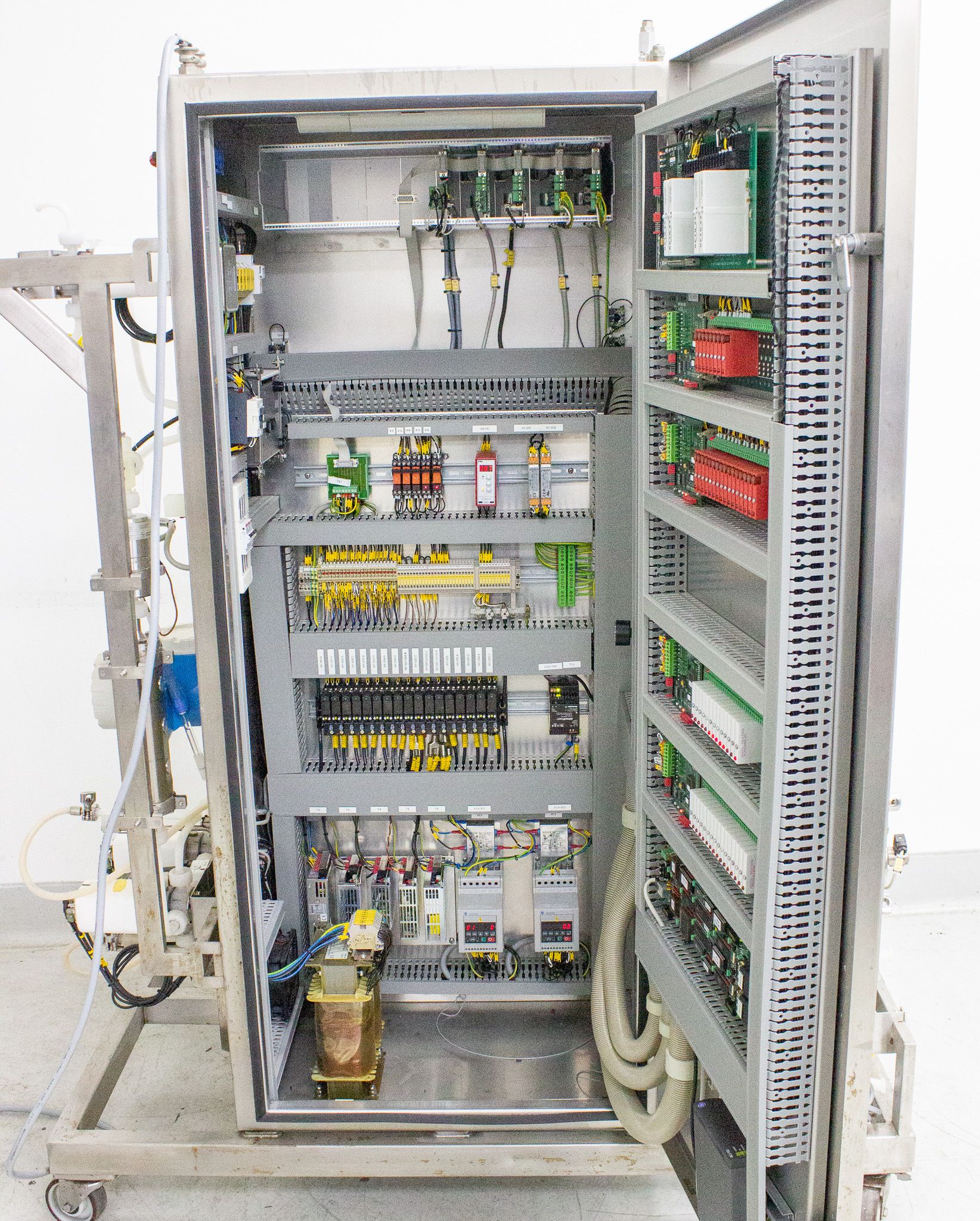 Amersham BioProcess System Good Condition Max Flowrate 120L/hr Temp Range 4-40C