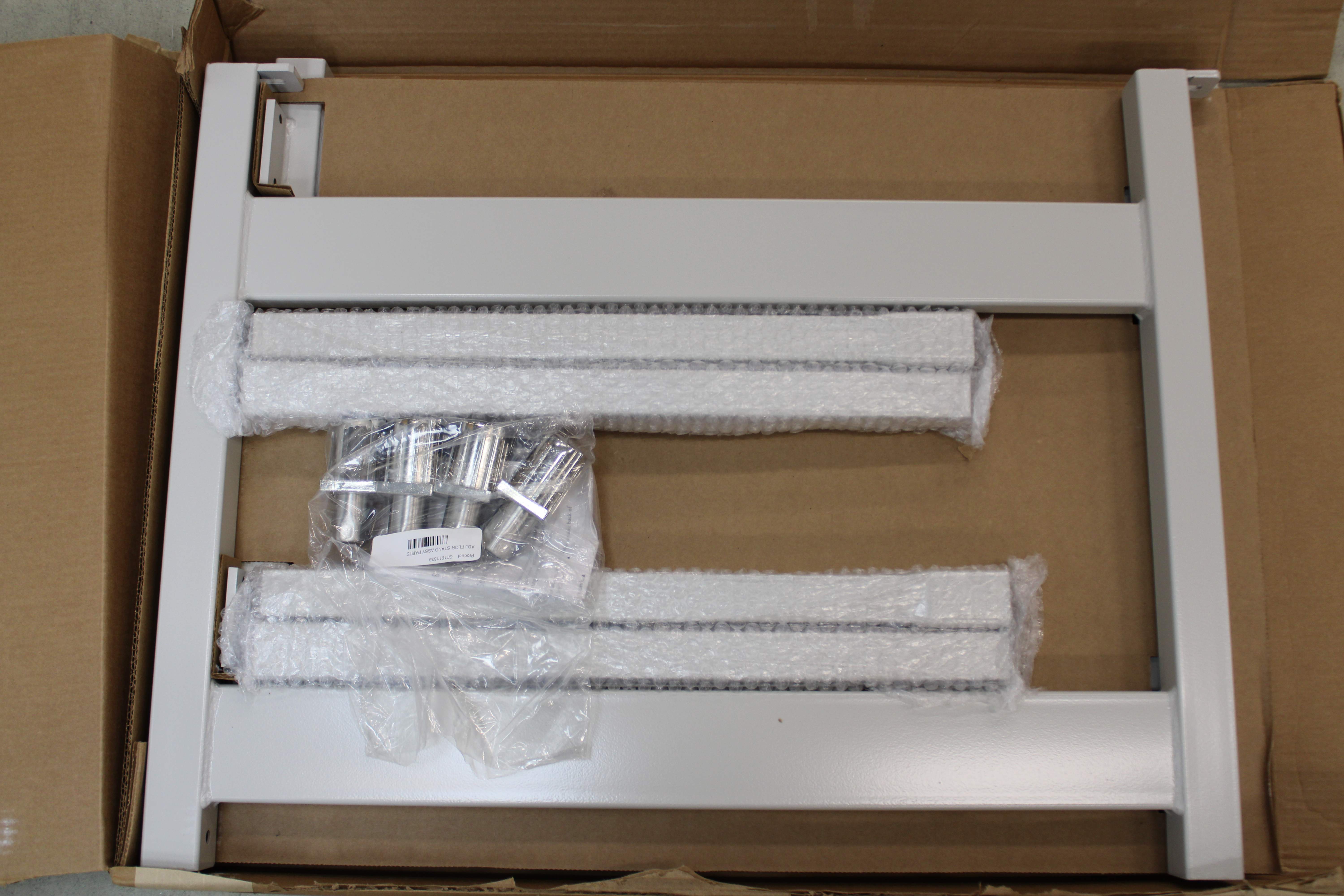 Thermo 1300 SERIES A2 Biological Safety Cabinet Adjustable Stand UV Light