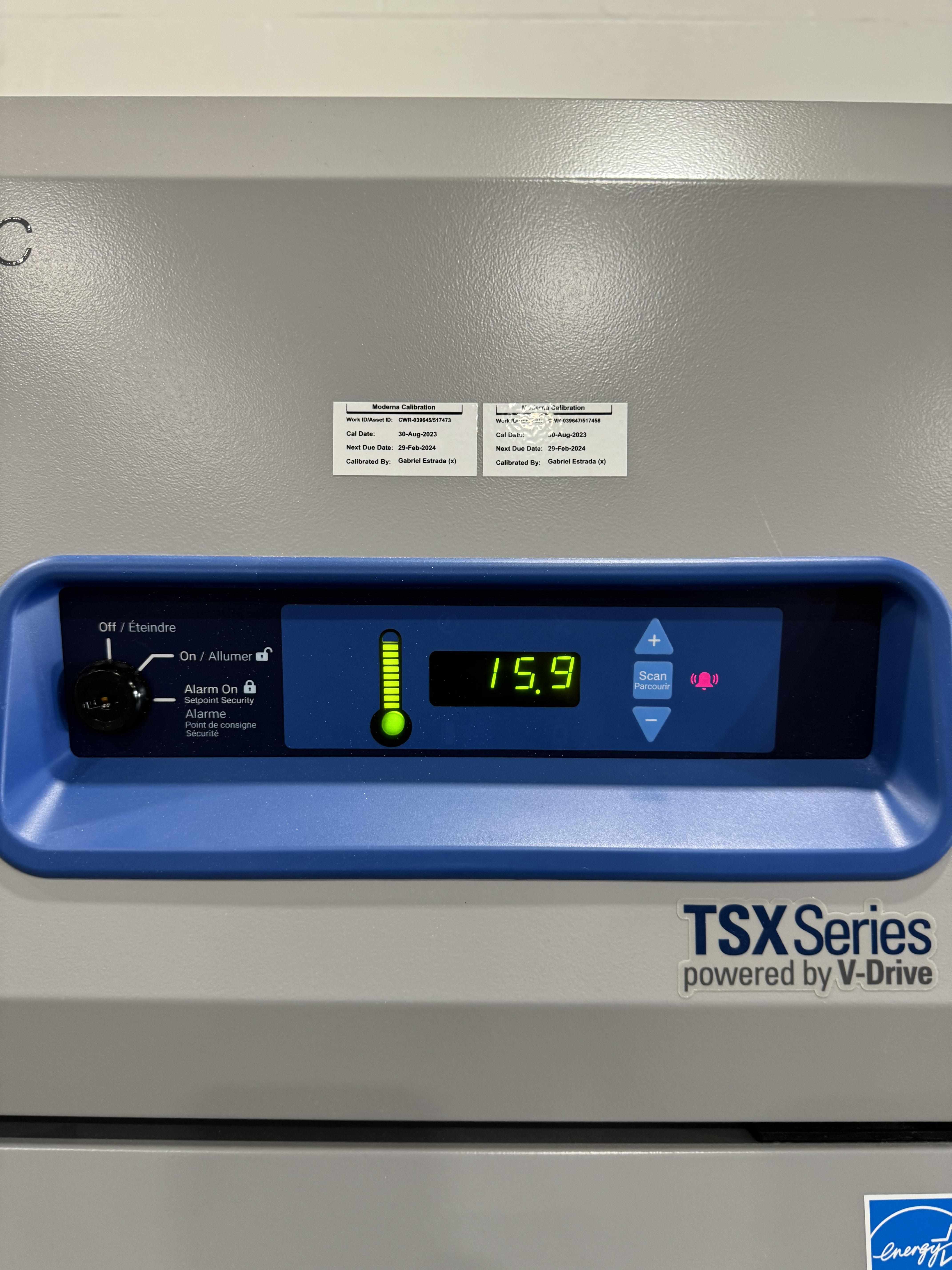 Thermo TSX3005SA Lab Refrigerator High-Performance 450W 2-8C Used