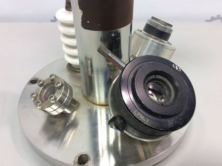 Varian Type 571 Ionization Gauge for Laboratory Analysis, Used Condition