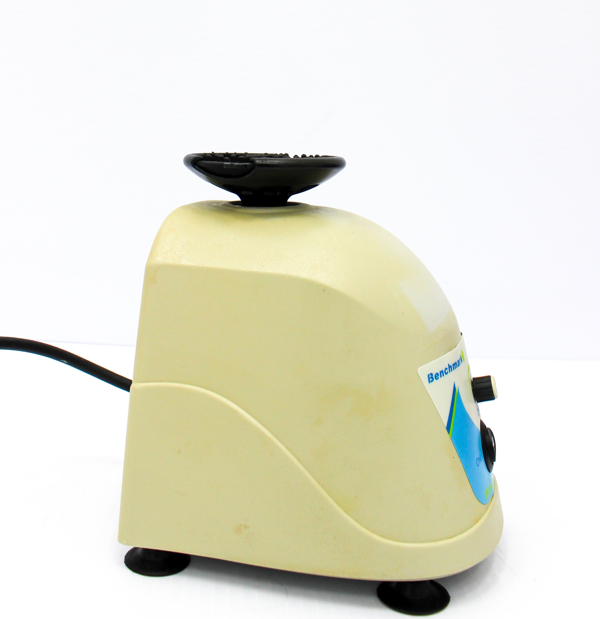 Benchmark BV1000 Vortex Mixer Instant Vortexing 200-3200 RPM Used