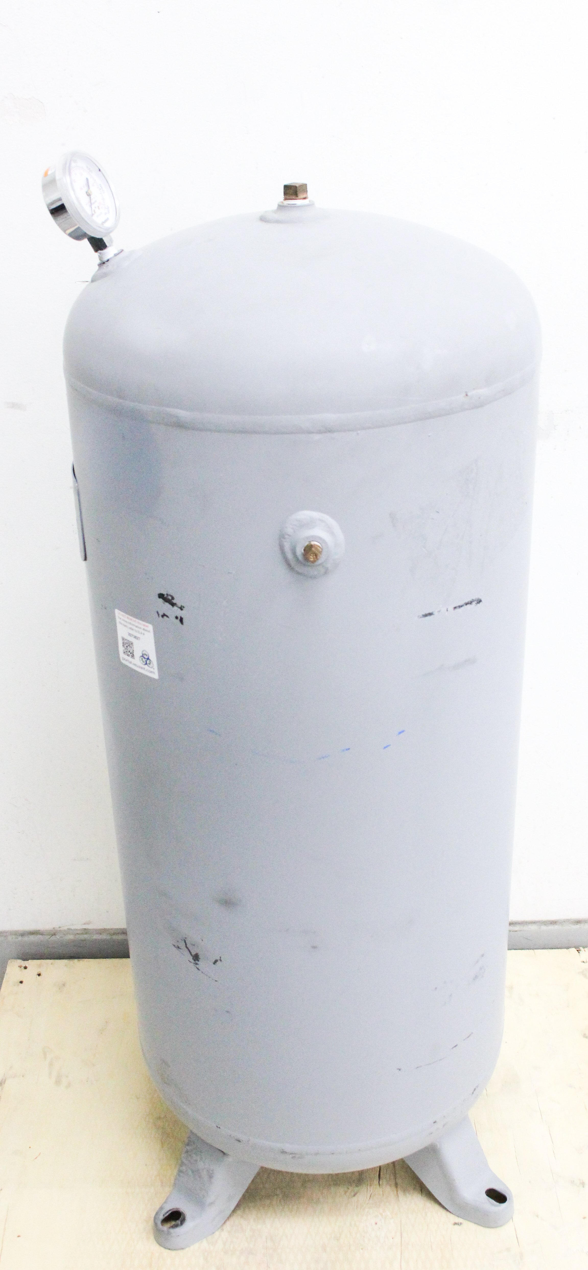 Steel Fab A10040 Vertical Air Receiver Tank 30 Gallon 200 PSI Used