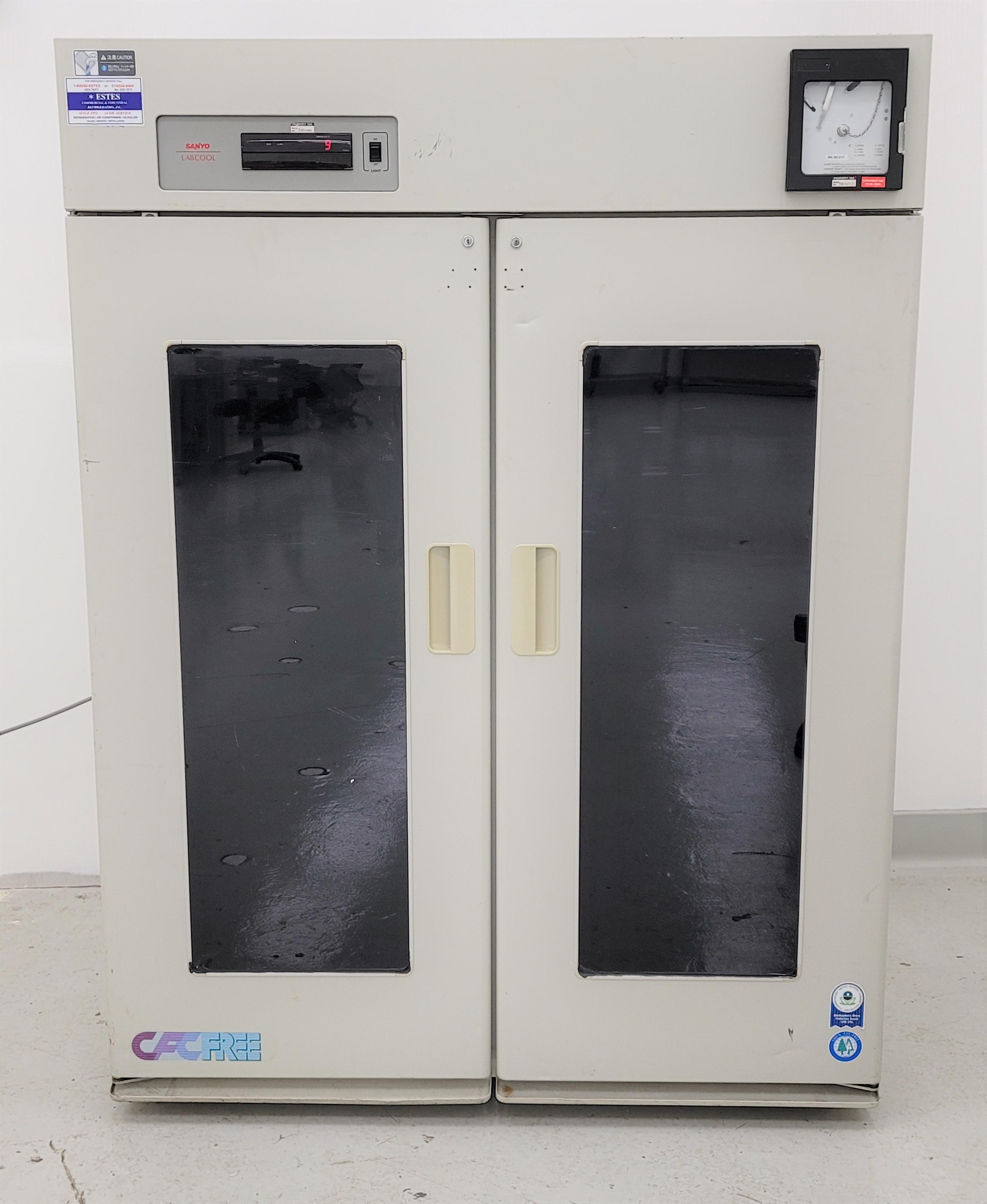 Sanyo MPR-1410 Large Capacity Pharmaceutical Refrigerator 2-23C 1365L